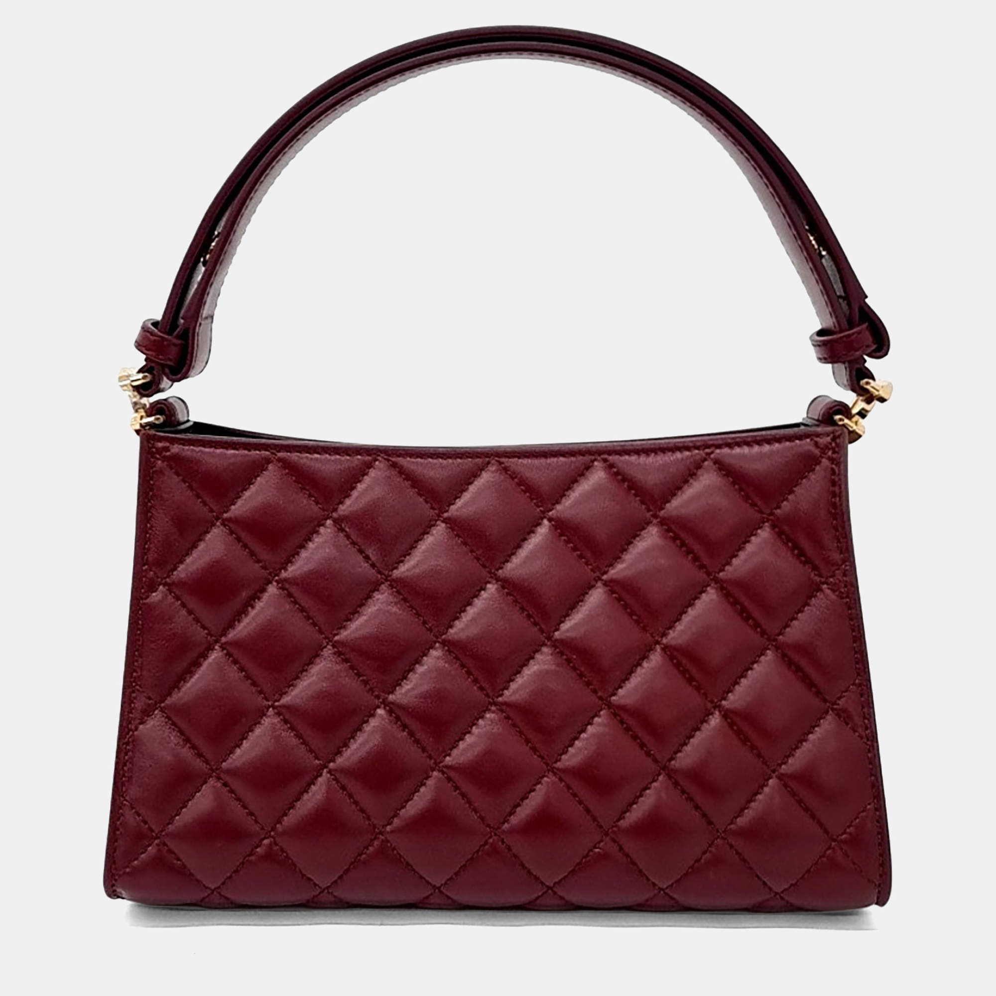 مملوكة مسبقًا Chanel Red Leather hobo bag
