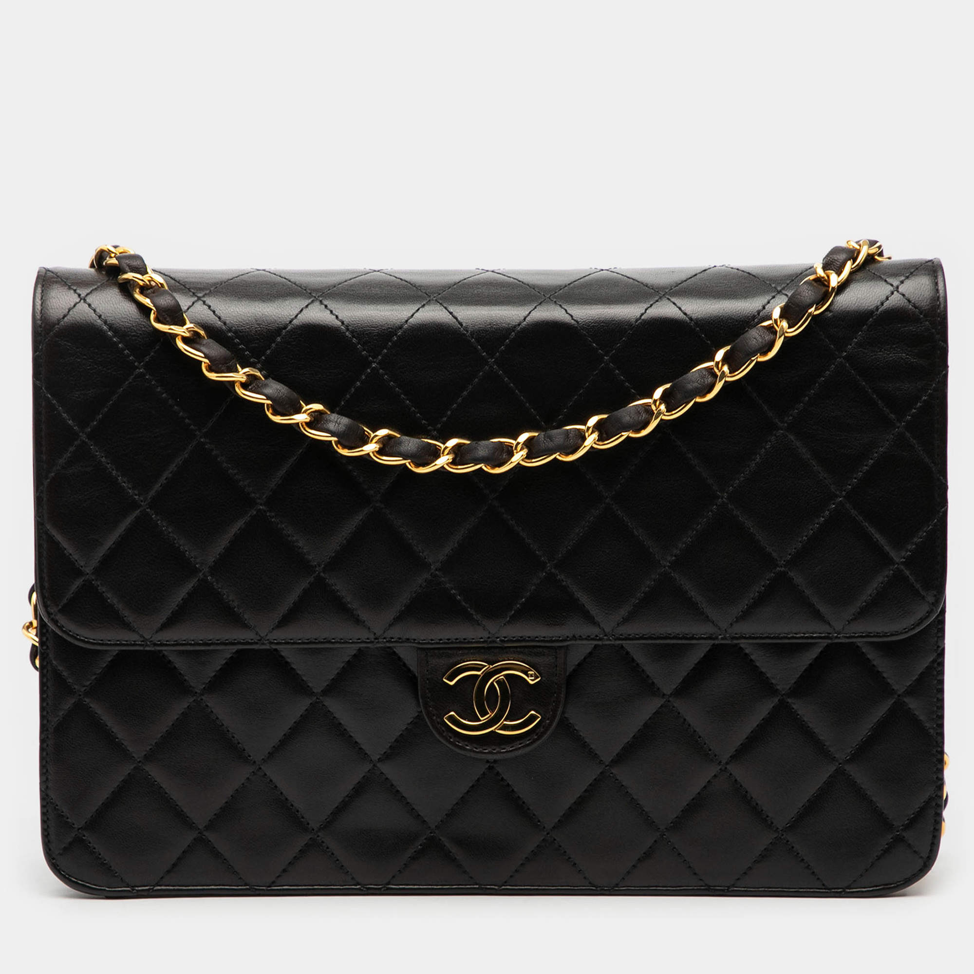 مملوكة مسبقًا Chanel Black Medium CC Quilted Lambskin Single Flap