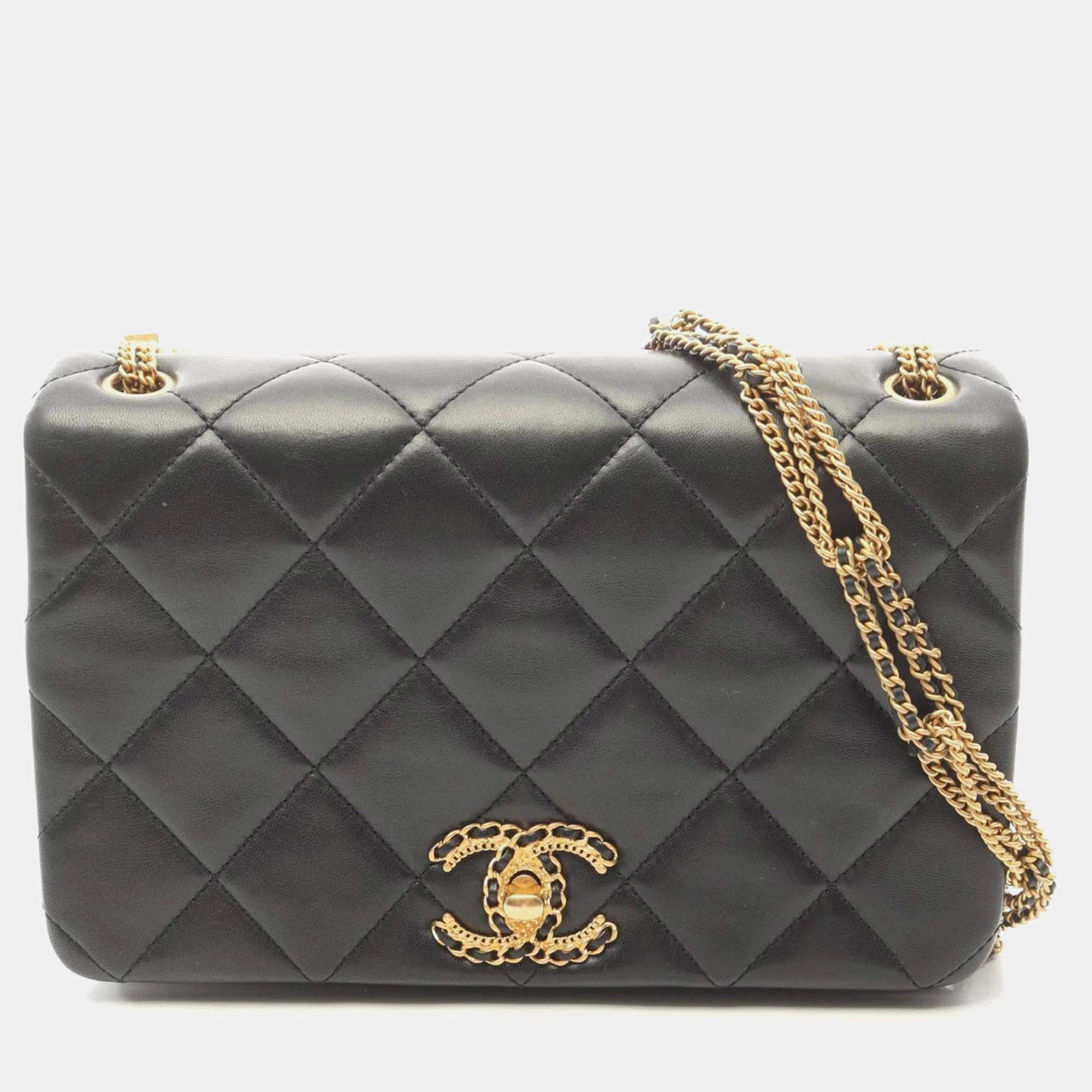 Pre Owned Chanel Chanel19 Shoulder Bag Lambskin Leather Black