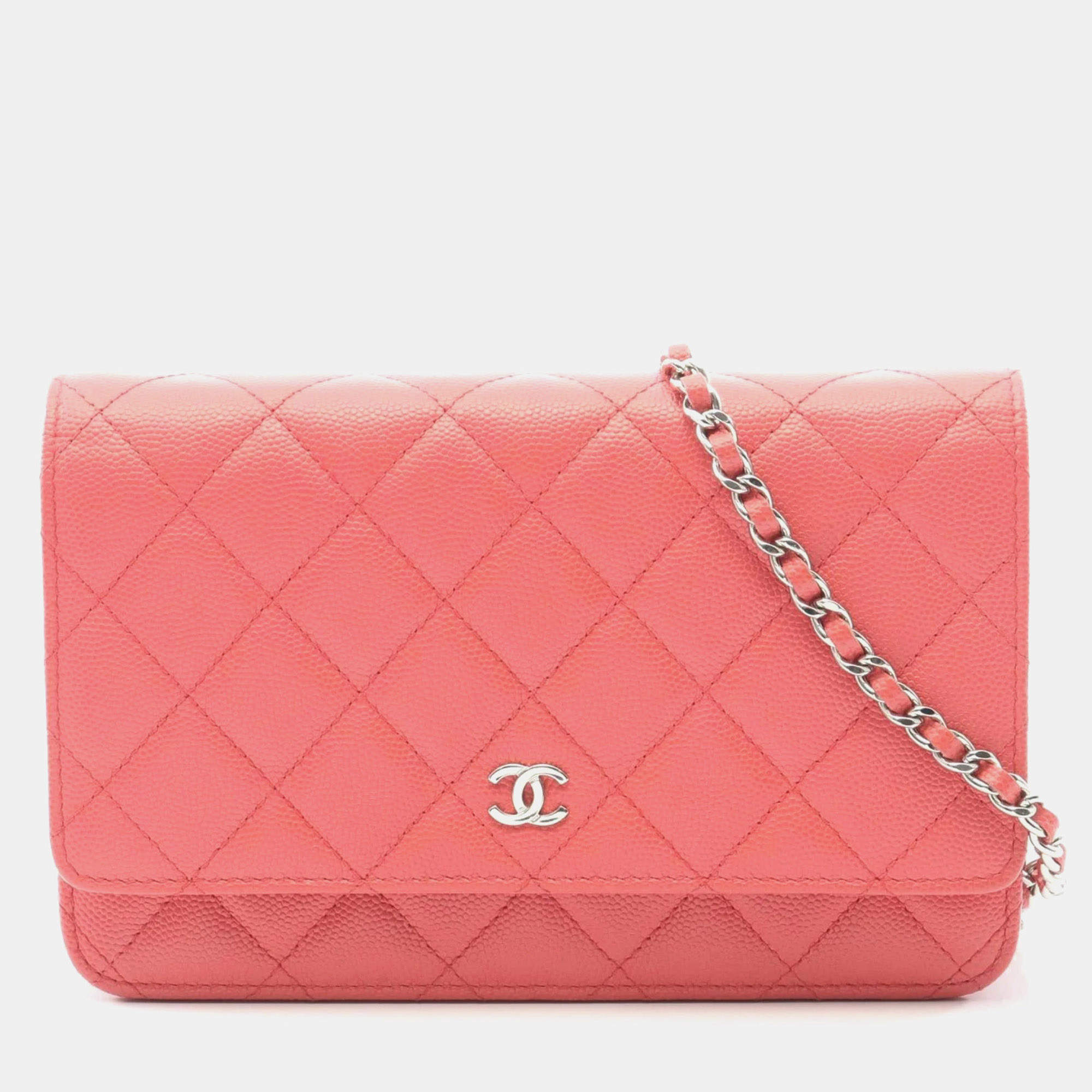 مملوكة مسبقًا Chanel Matelasse Shoulder Bag In Calfskin Leather Cowhide Pink