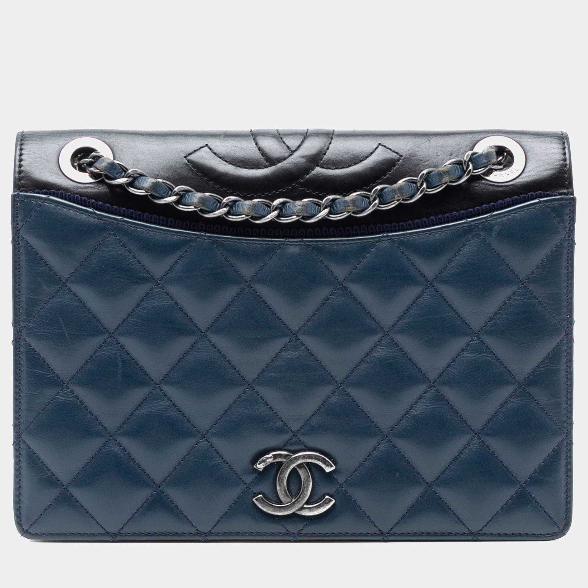Pre Owned Chanel Blue Medium Quilted Lambskin Ballerine Flap