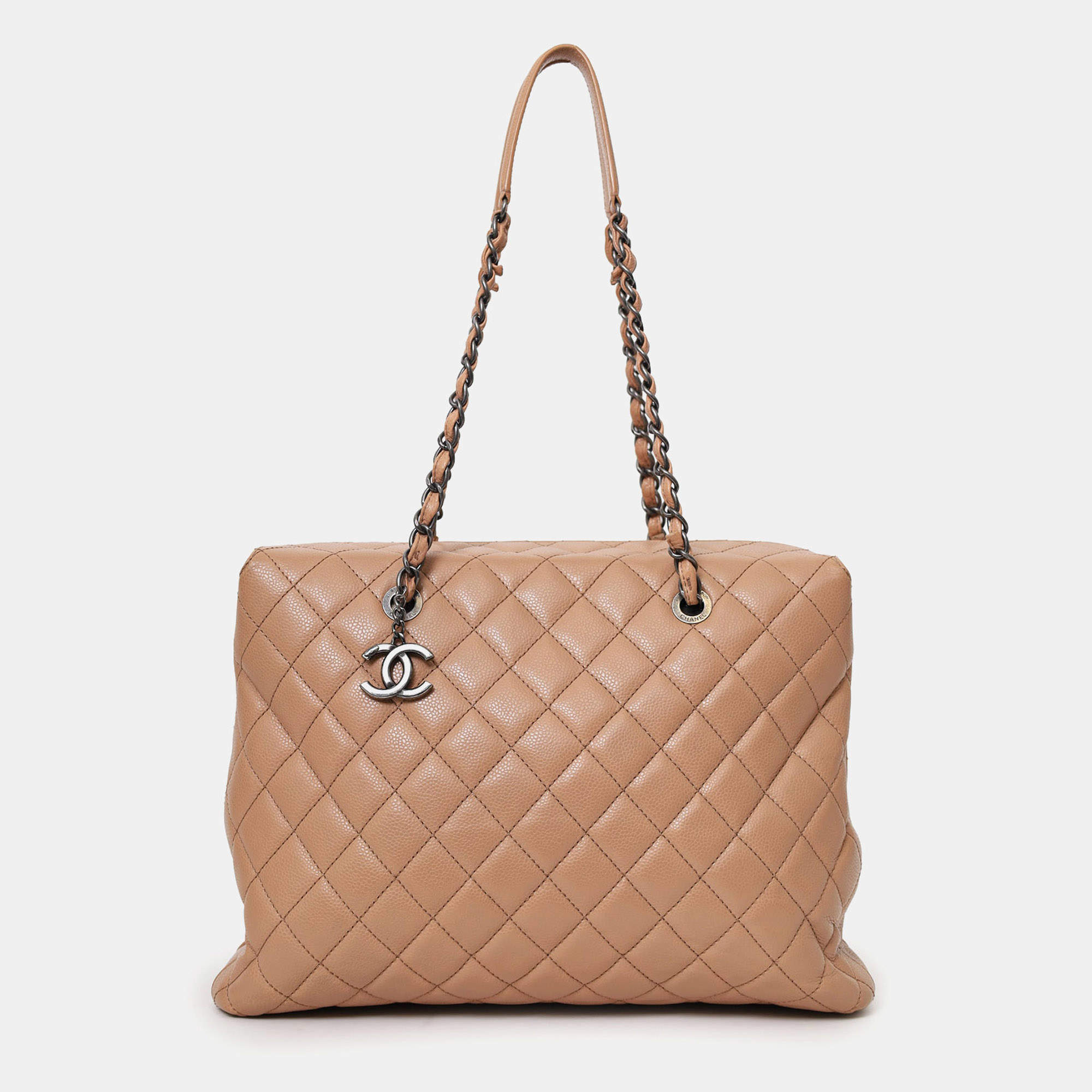 Pre Owned حقيبة شوبنغ شانيل بيج كافيار جلد مبطن مدينة كبيرة 2015-16