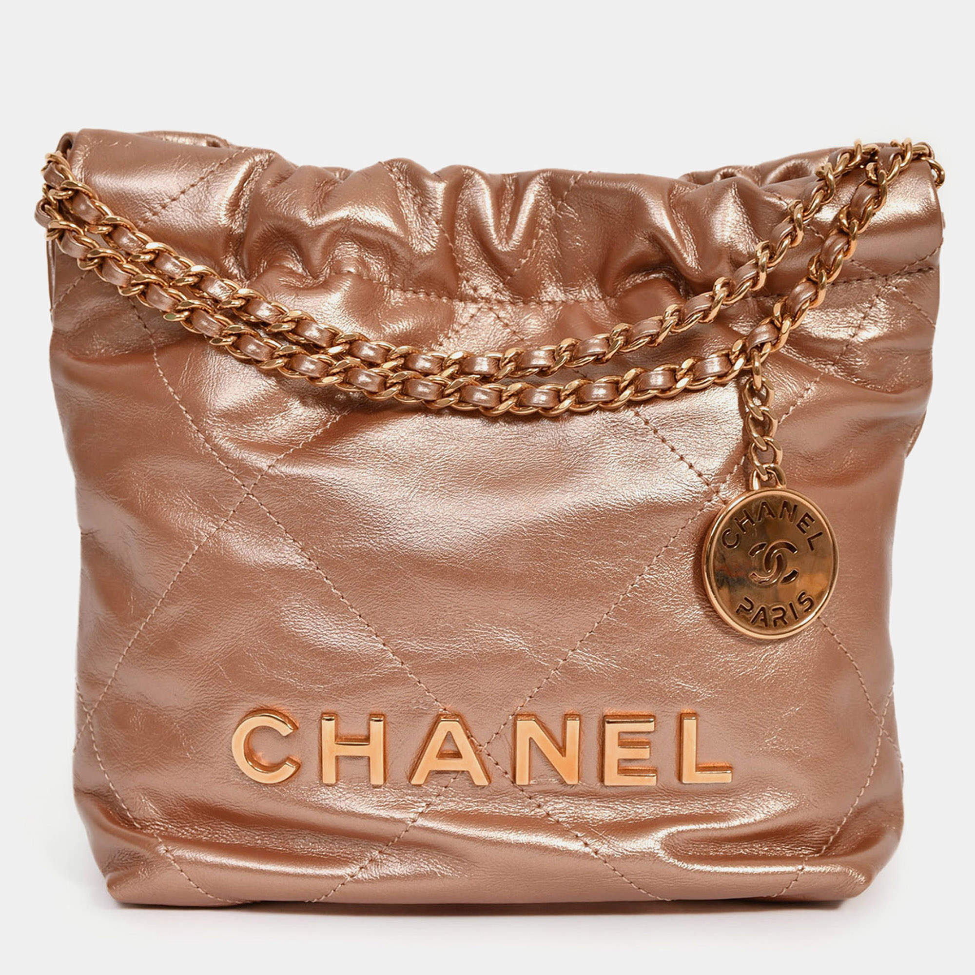 مملوكة مسبقًا Chanel 2021 Rose Metallic Quilted Calfskin Mini Chanel 22 Hobo Bag