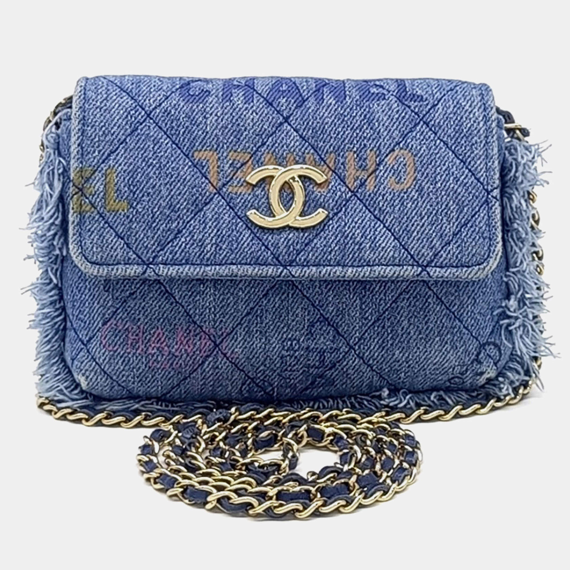 مملوكة مسبقًا Chanel Blue Denim Crossbody Bag