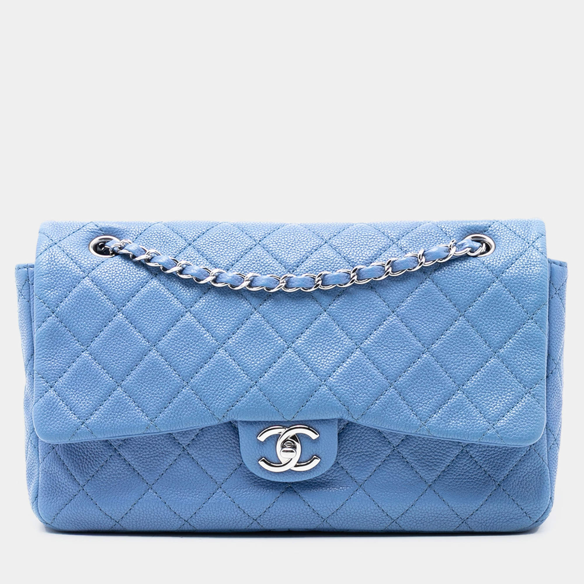 مملوكة مسبقًا Chanel Blue Jumbo Quilted Caviar Double Compartment Chain Flap