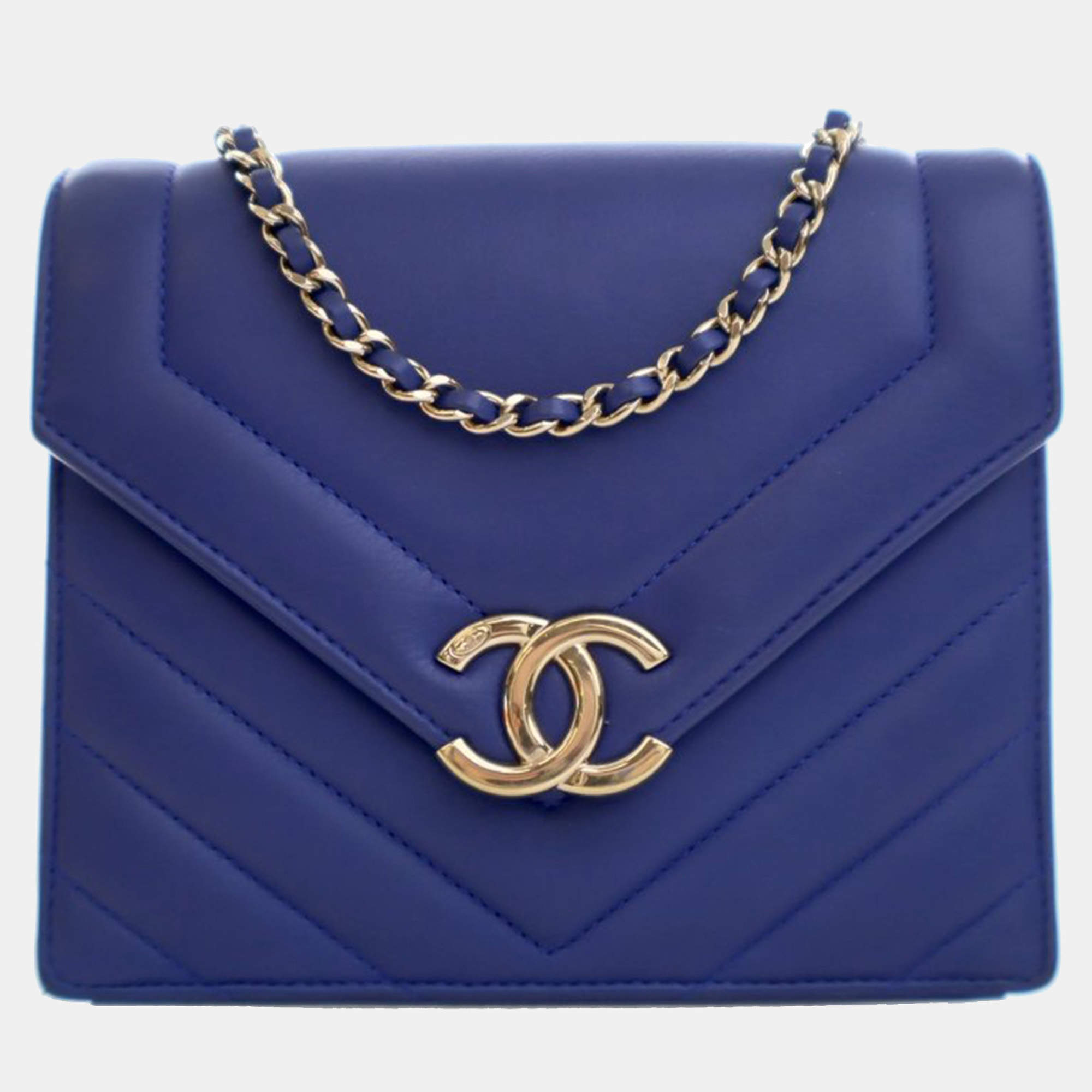 مملوكة مسبقًا Chanel Blue Small Chevron Calfskin Envelope Flap