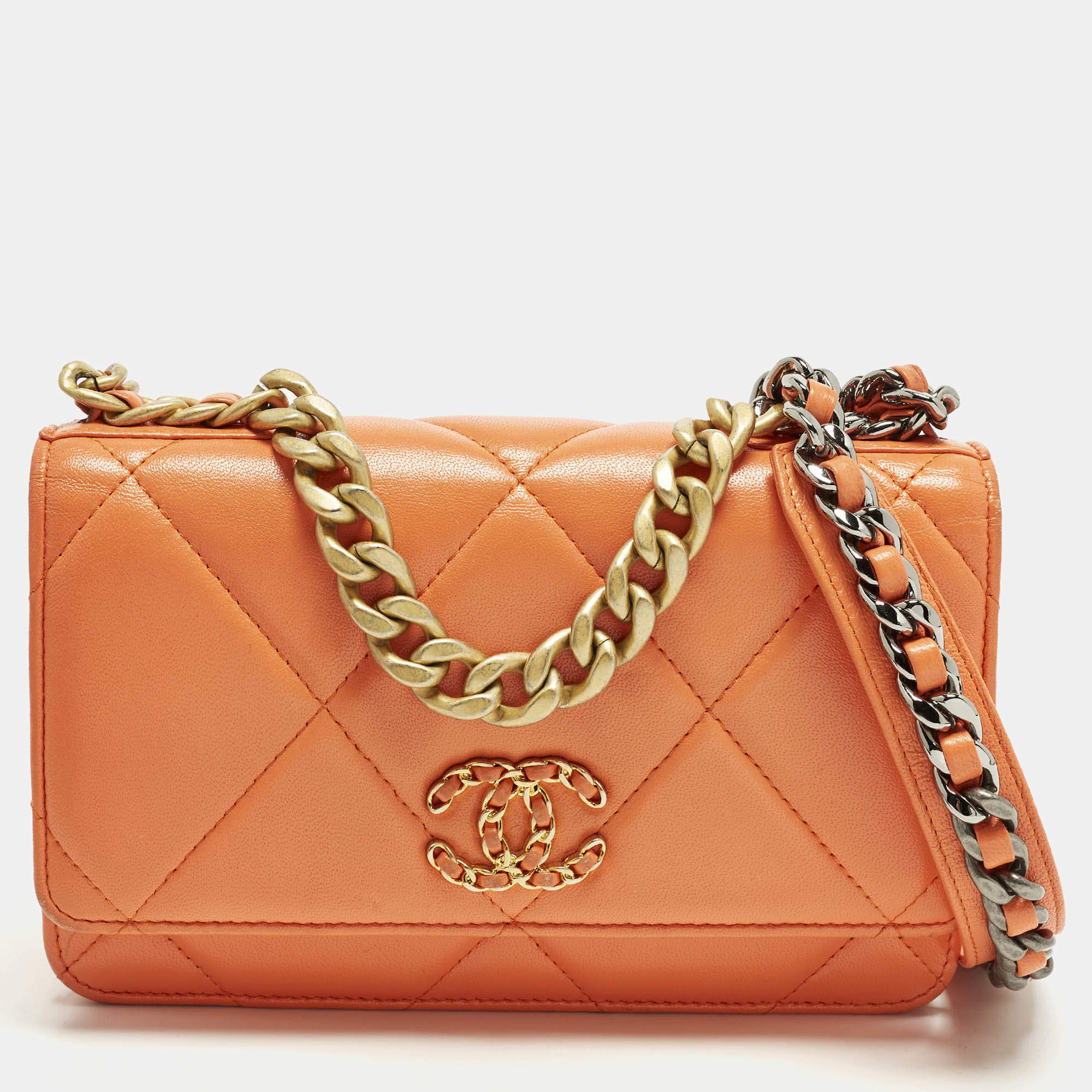 Pre Owned Chanel 19 Orange Quilted Leather Wallet On Chain