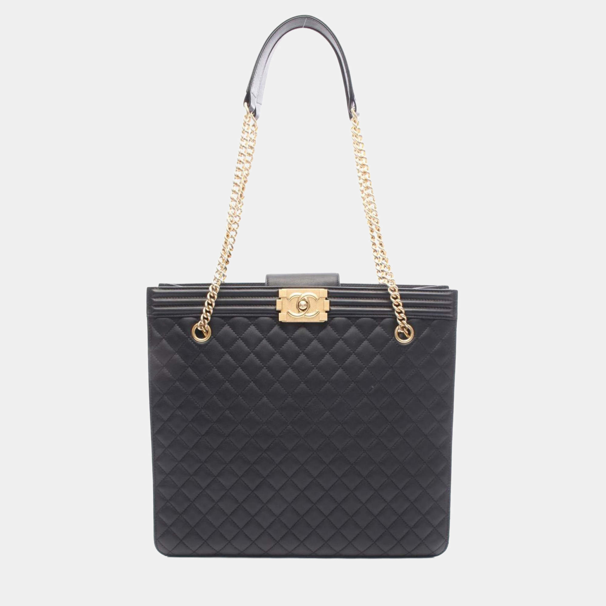 Pre Owned حقيبة تسوق شانيل بوي شانيل جلد أسود