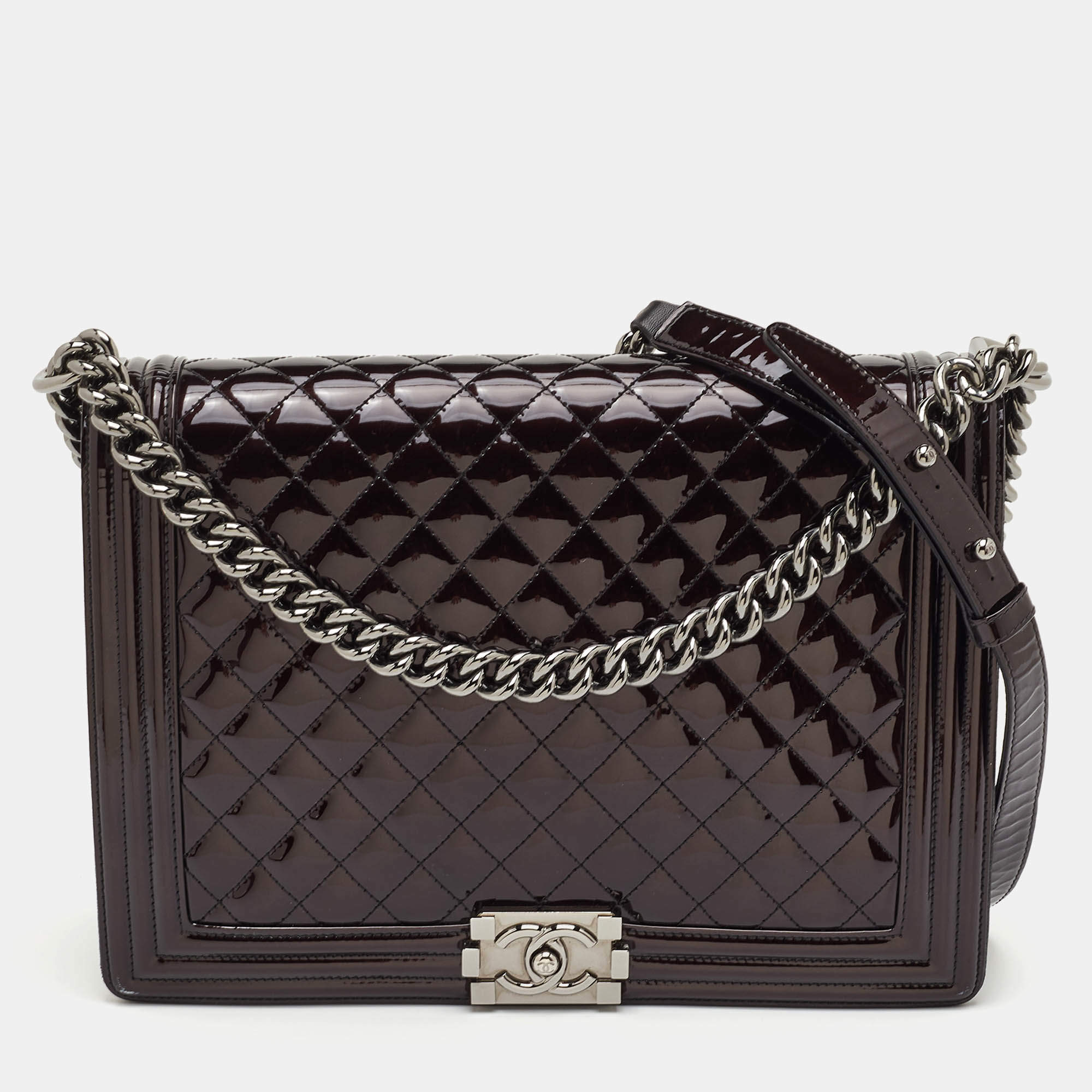 Pre Owned حقيبة شانيل بوي كبيرة جلد مبطن بيج بقلّاب