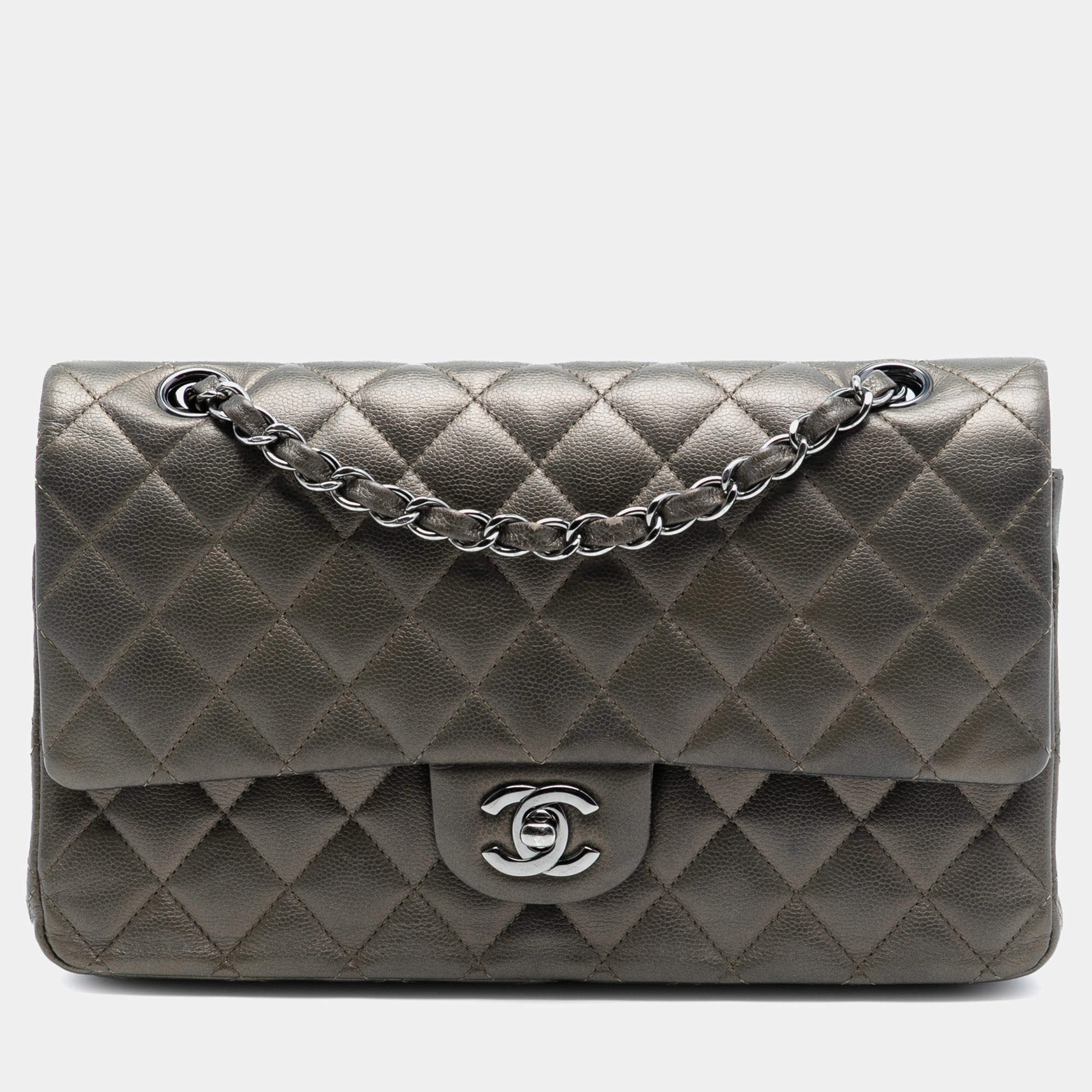 Pre Owned حقيبة شانيل كلاسيك ميتاليك كافيار (جلد عجل محبب) متوسطة رمادية مزدوجة الفلاب