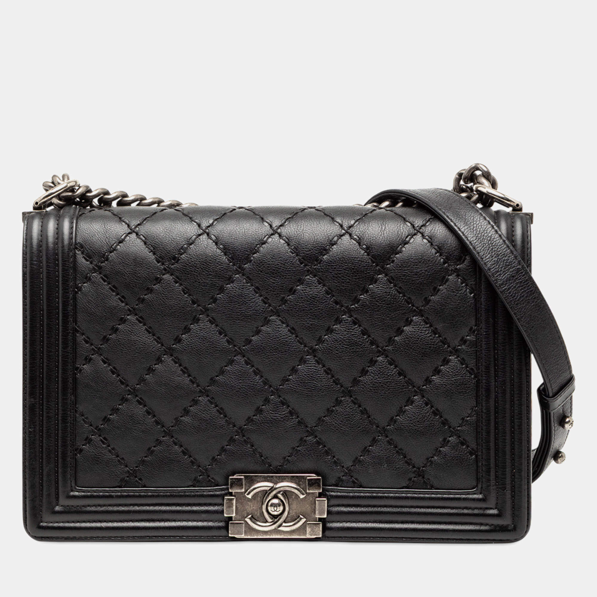 مملوكة مسبقًا Chanel Black Medium Calfskin Double Stitch Boy Flap