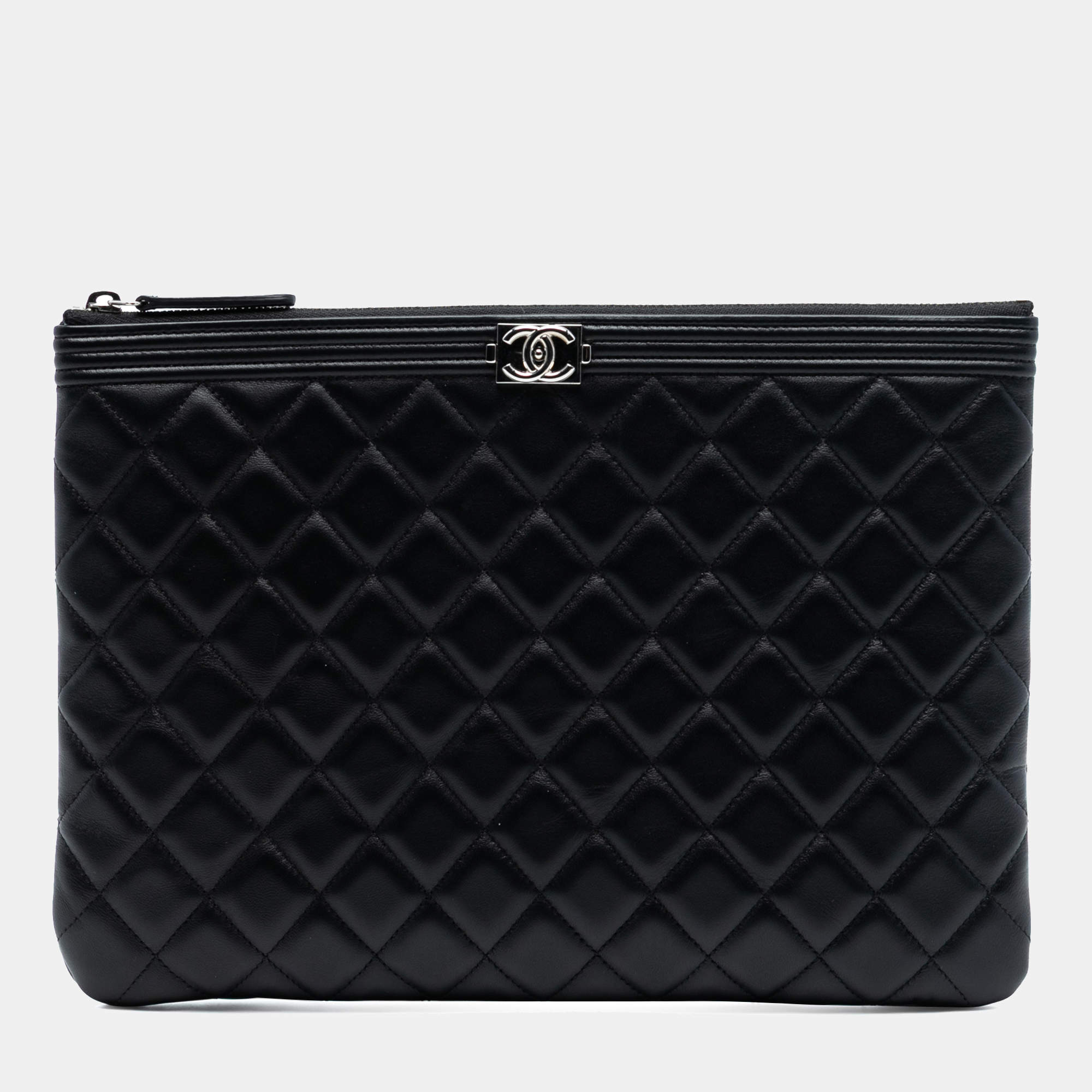 Pre Owned Chanel Black Medium Quilted Lambskin Boy O Case Clutch