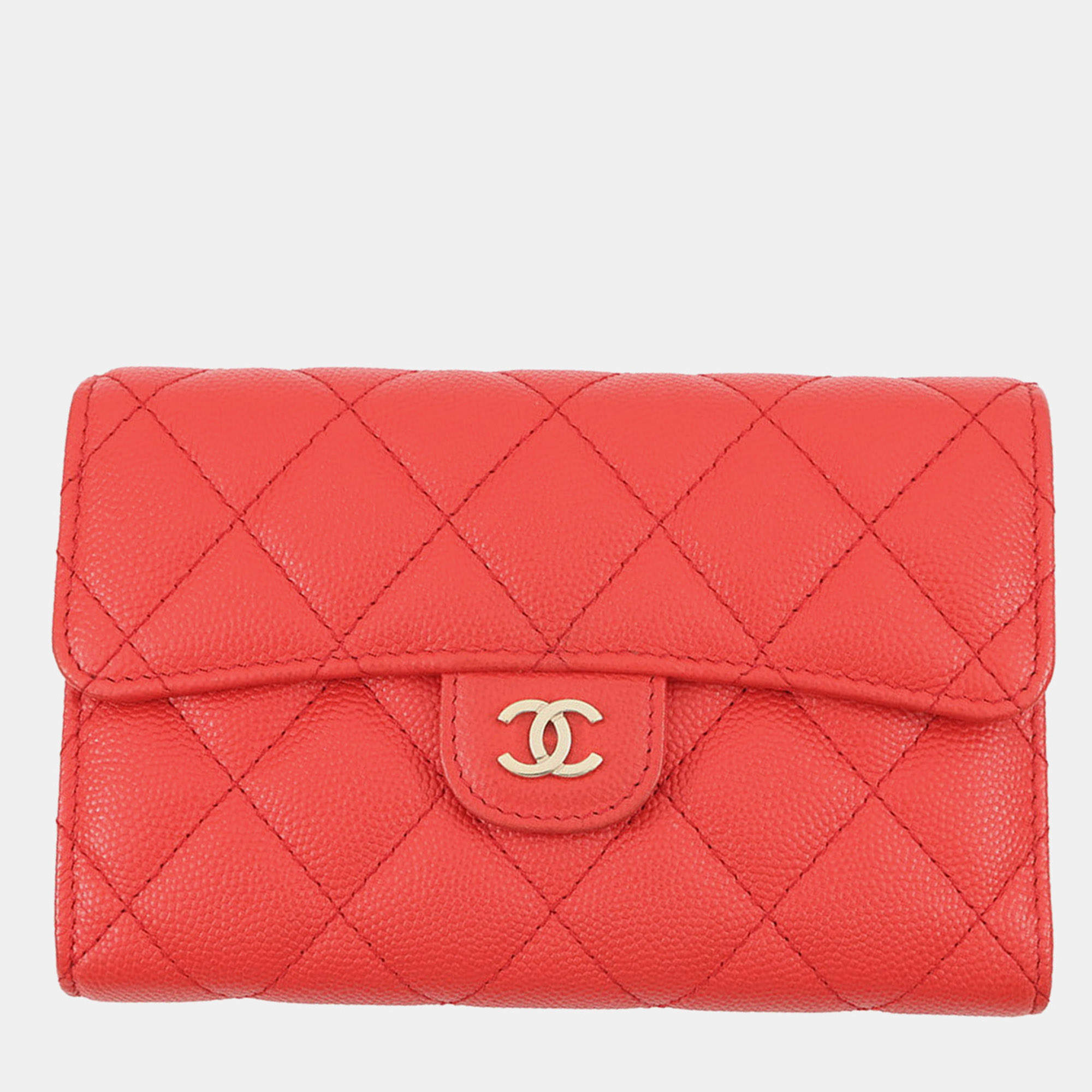 Pre Owned Chanel Matelasse Cc Logo Flap Wallet Red Caviar Leather