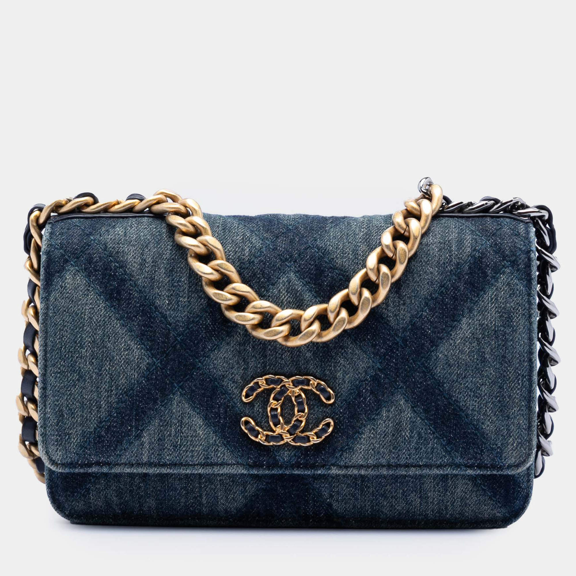 Pre Owned Chanel Blue Denim 19 Flap Wallet On Chain