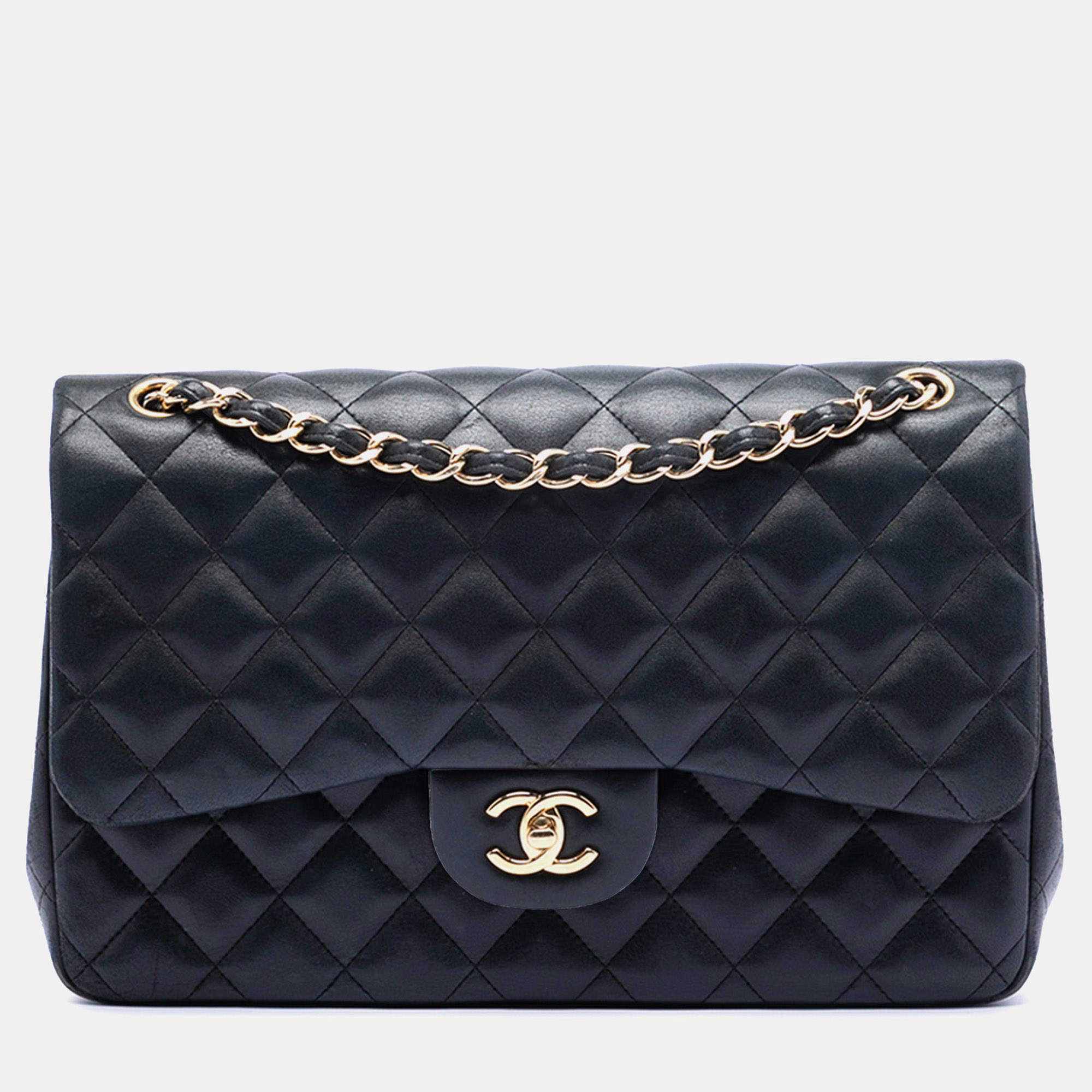مملوكة مسبقًا Chanel Black Jumbo Classic Lambskin Double Flap
