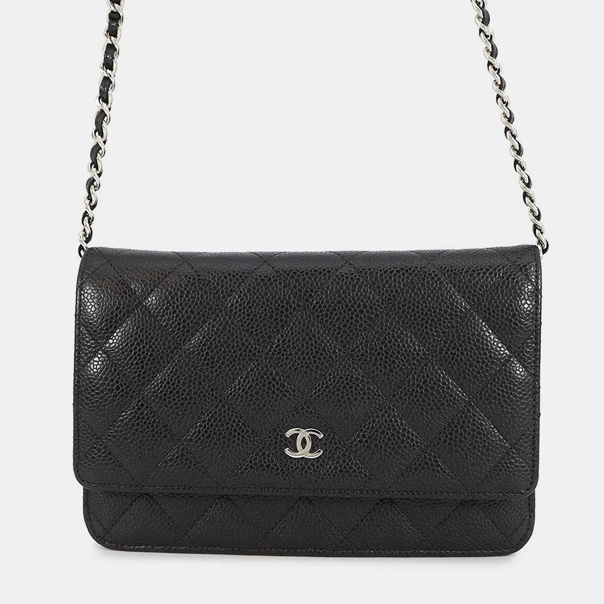 Pre Owned Chanel Matelasse Chain Wallet Black Caviar Leather