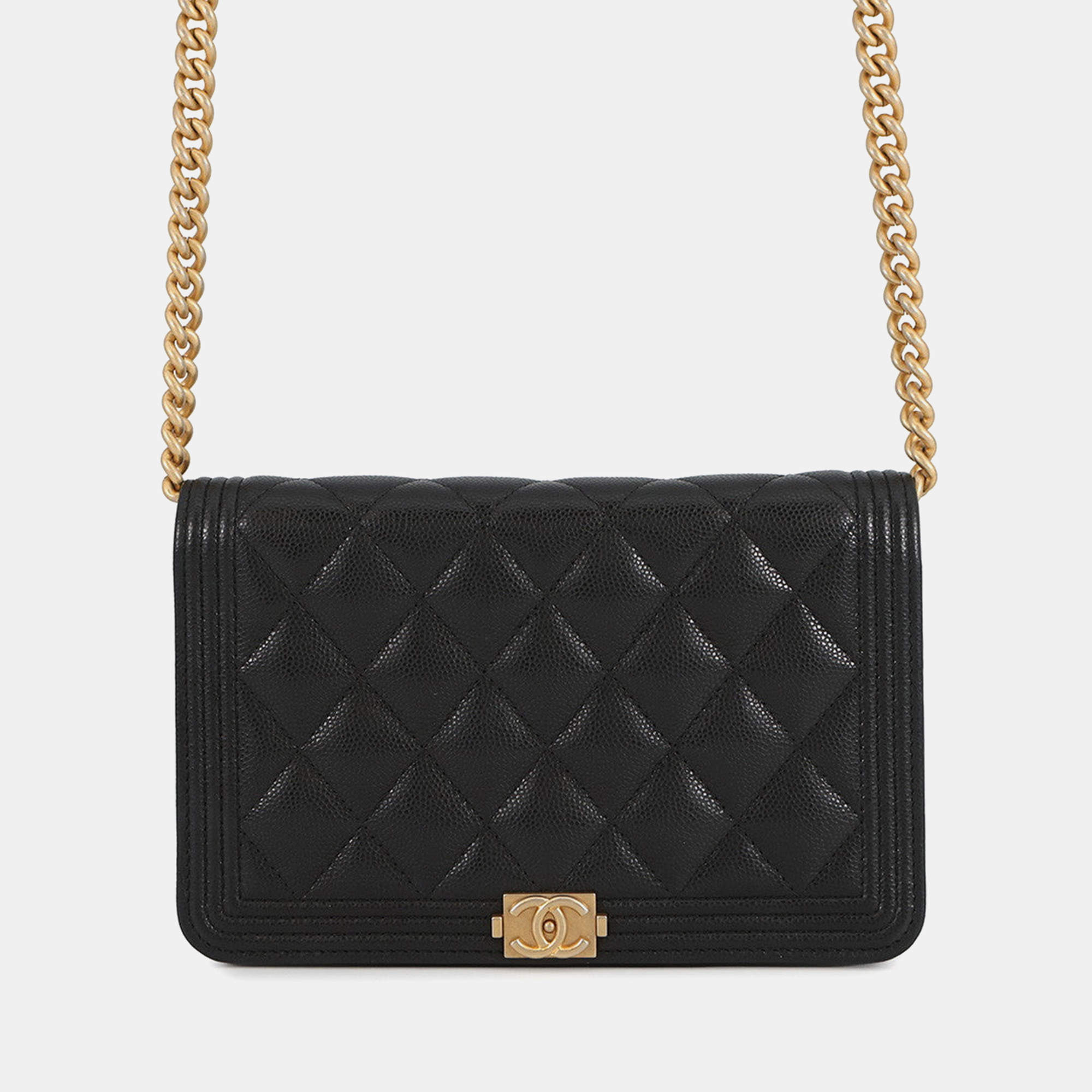 مملوكة مسبقًا Chanel Boy Chanel Chain Wallet Black Caviar Leather