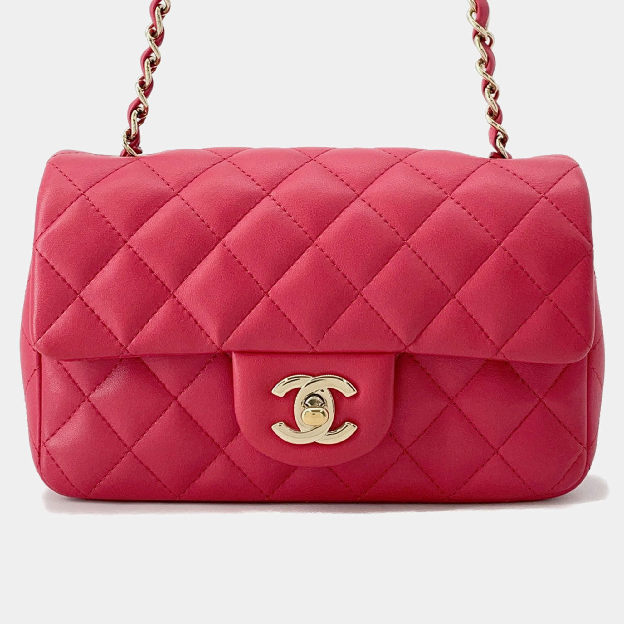 مملوكة مسبقًا Chanel Mini Matelasse Chain shoulder Bag Pink Lambskin Size 20