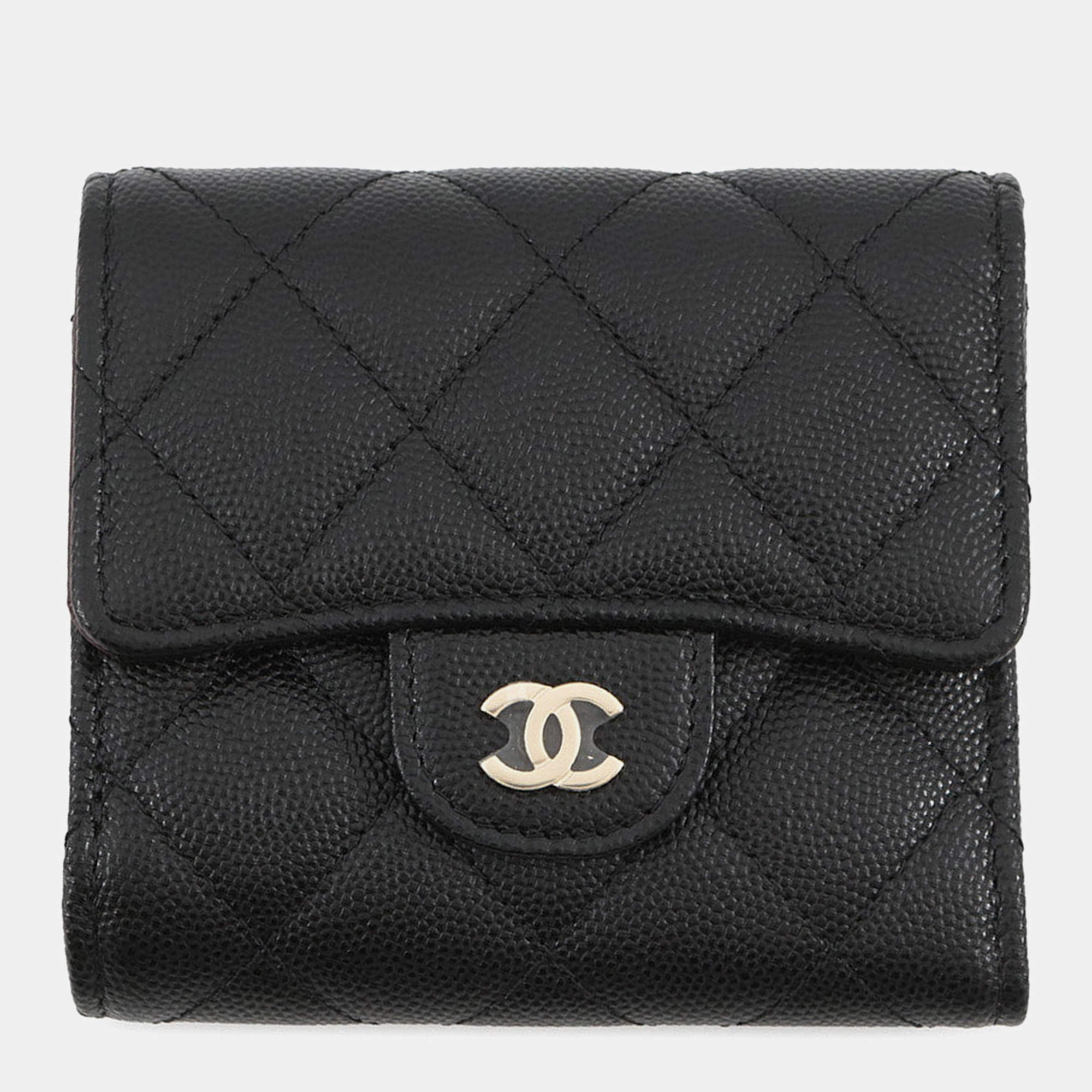 Pre Owned Chanel Matelasse Small Flap Wallet Black Caviar Leather