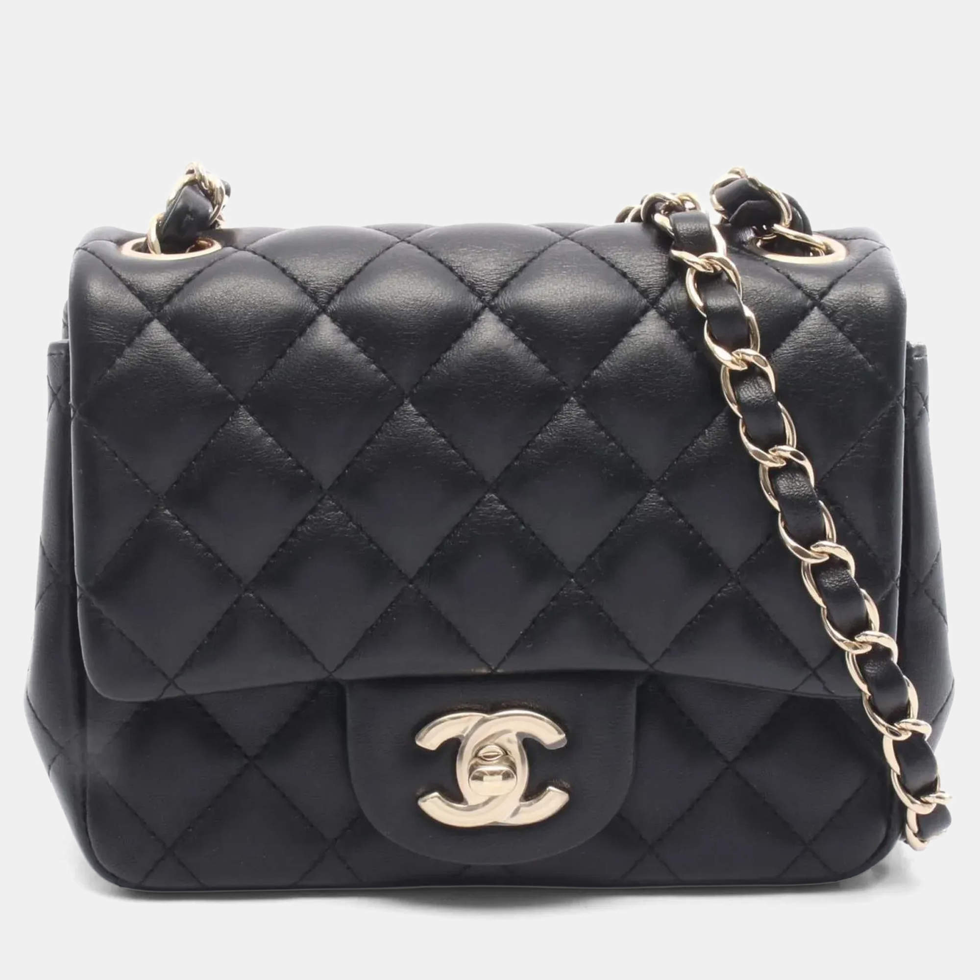 Pre Owned حقيبة كتف شانيل ميني ماتلاس جلد حملان أسود