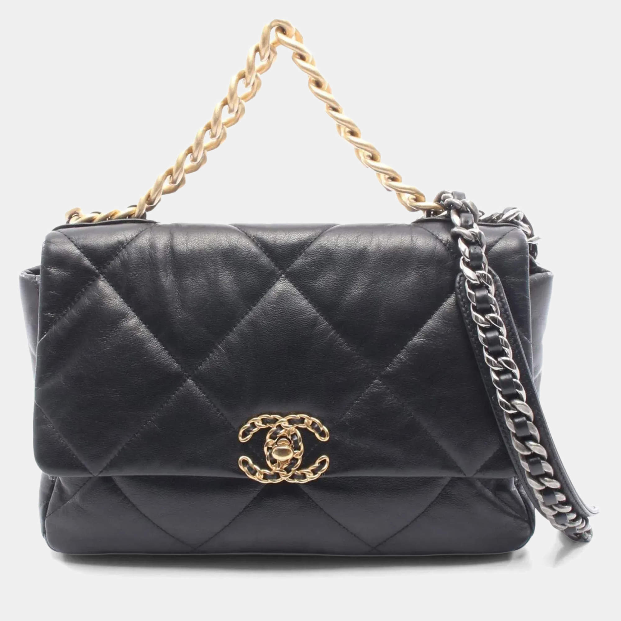 Pre Owned Chanel 19 Disneuf Matelasse Shoulder Bag Leather Black