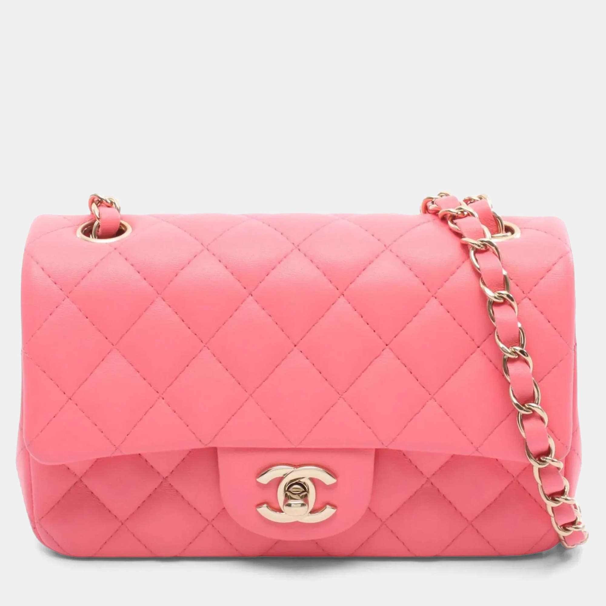 مملوكة مسبقًا حقيبة كتف شانيل ميني ماتلاسي ٢٠ جلد وردي