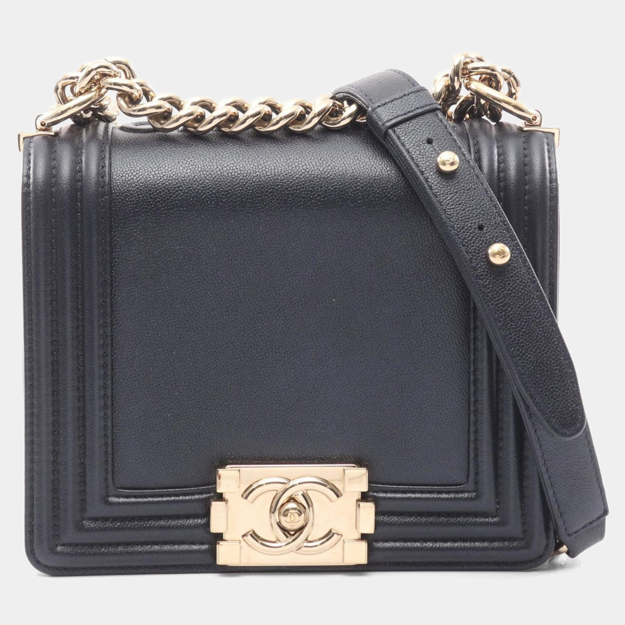 Pre Owned Chanel Boy Chanel Shoulder Bag Leather Navy