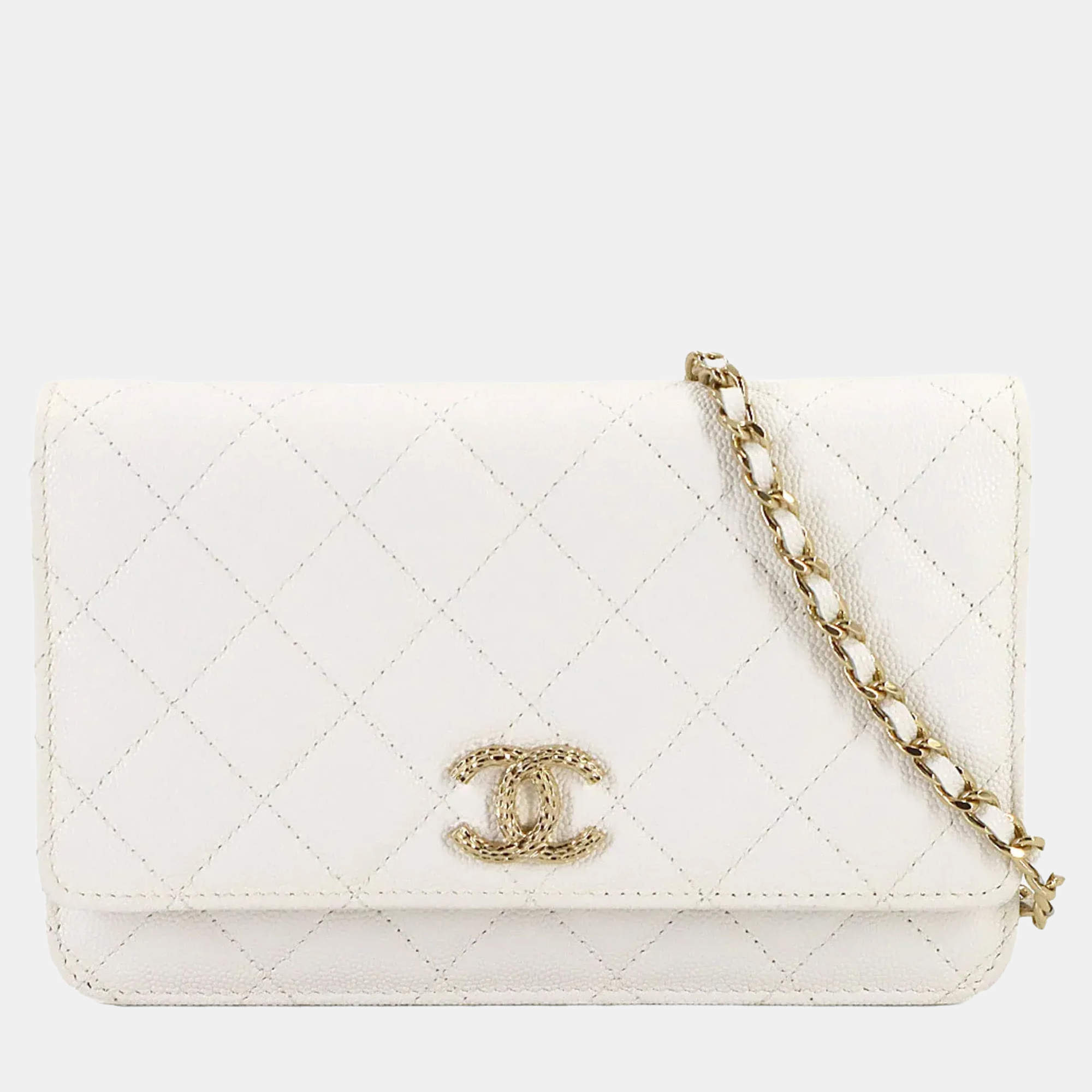 مملوكة مسبقًا Chanel Matelasse Chain Wallet Long Caviar Skin White