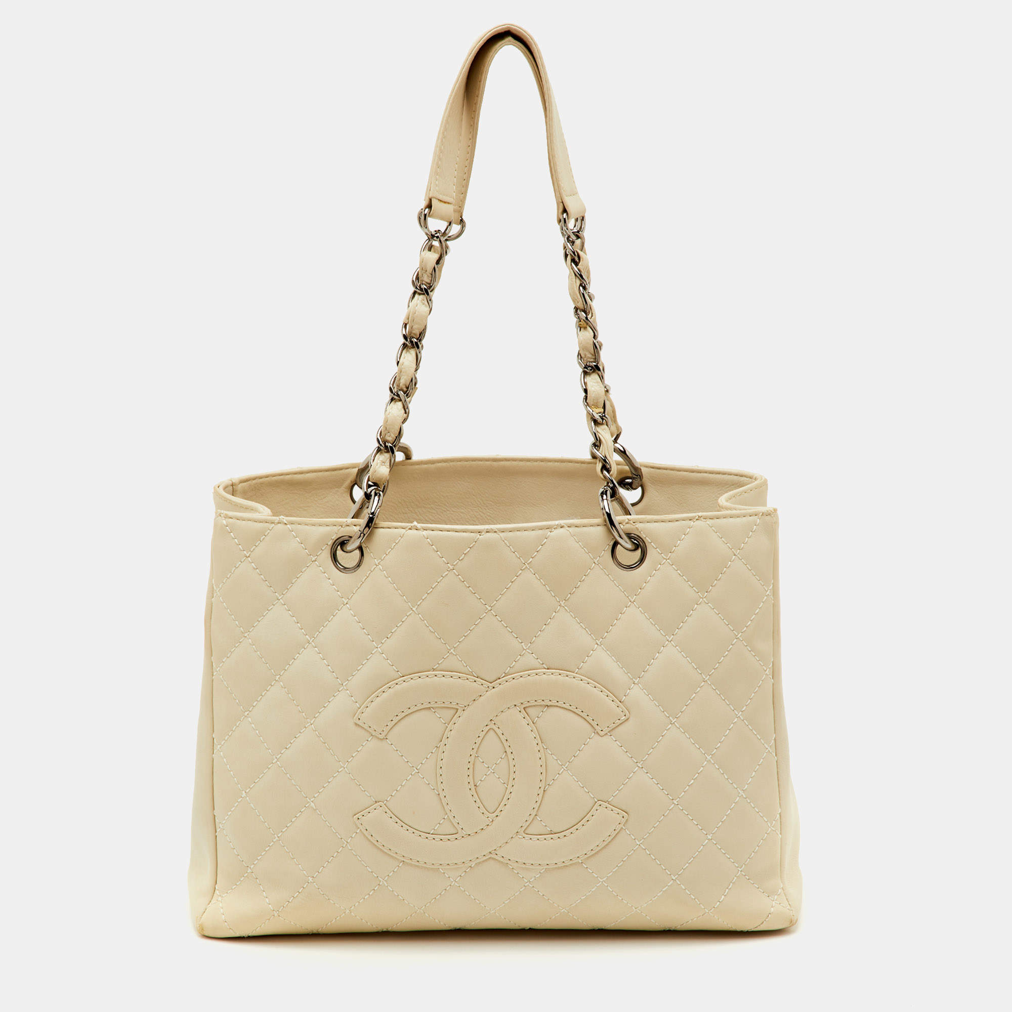 Pre Owned Chanel GST Cream Quilted Leather Shopper Tote