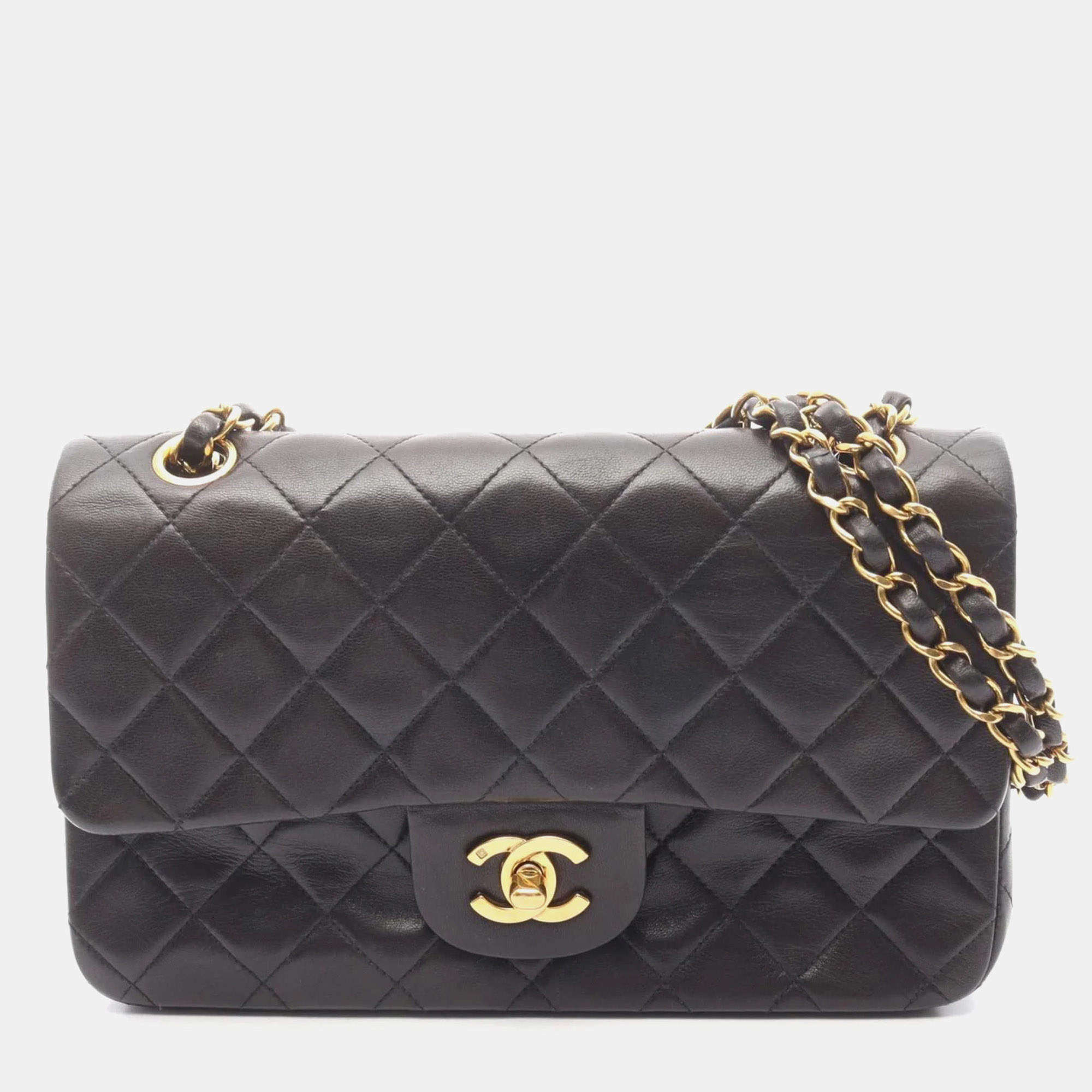 Pre Owned Chanel Matelasse Double Flap Shoulder Bag In Lambskin Leather Black