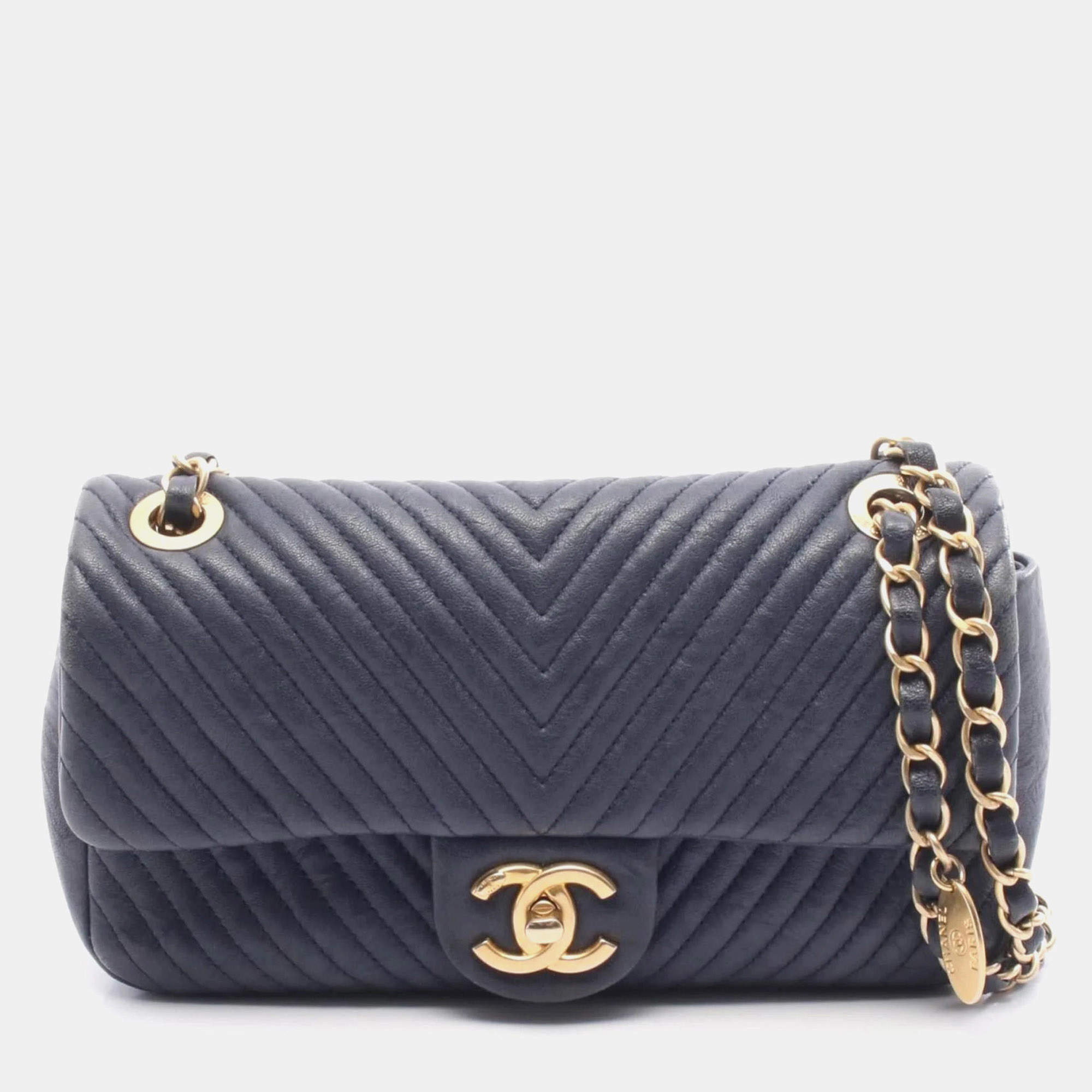 مملوكة مسبقًا Chanel Chevron V-Stitch Shoulder Bag Leather Navy