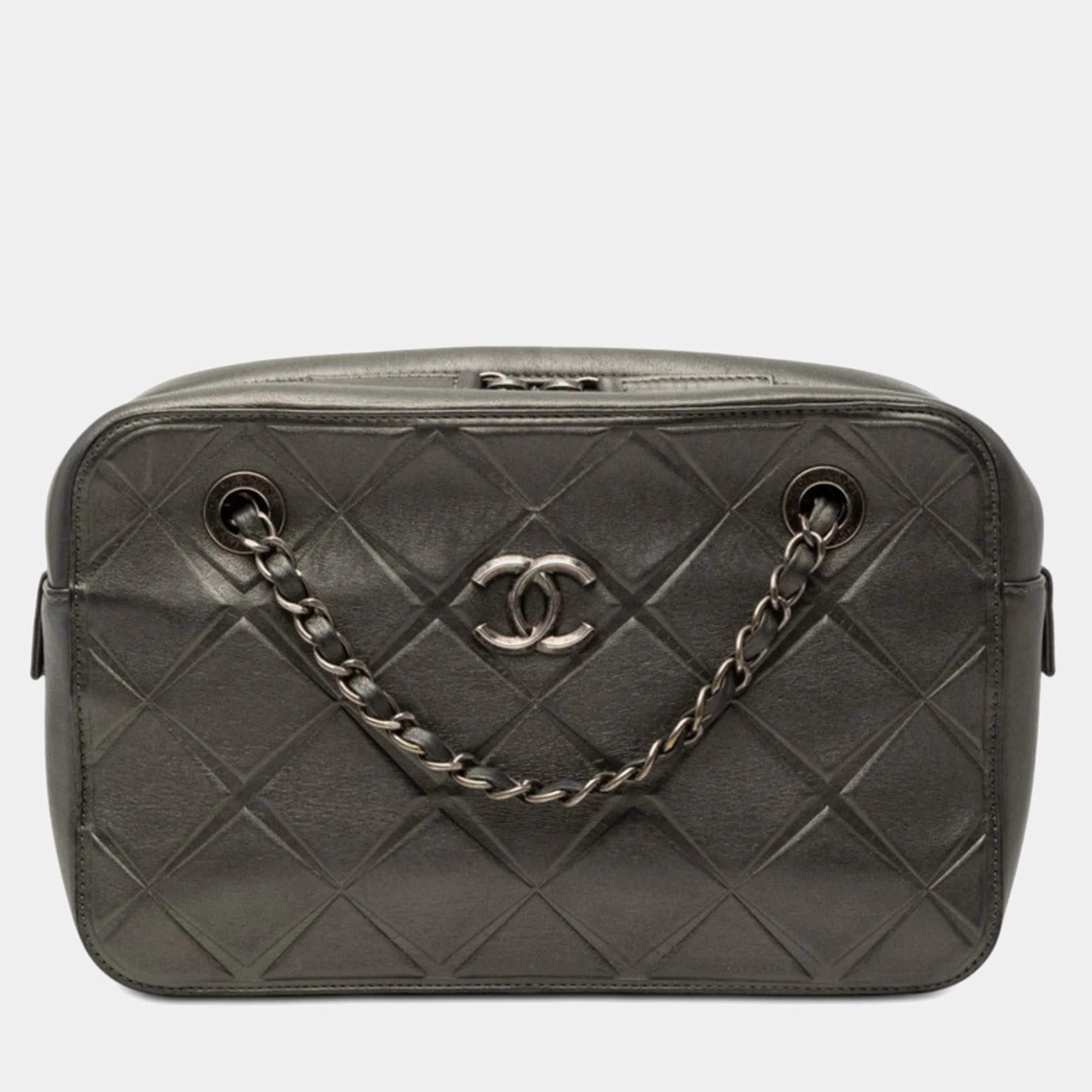 Pre Owned Chanel Coco Mark Hobo Chain Shoulder Bag In Gray And Silver Leather