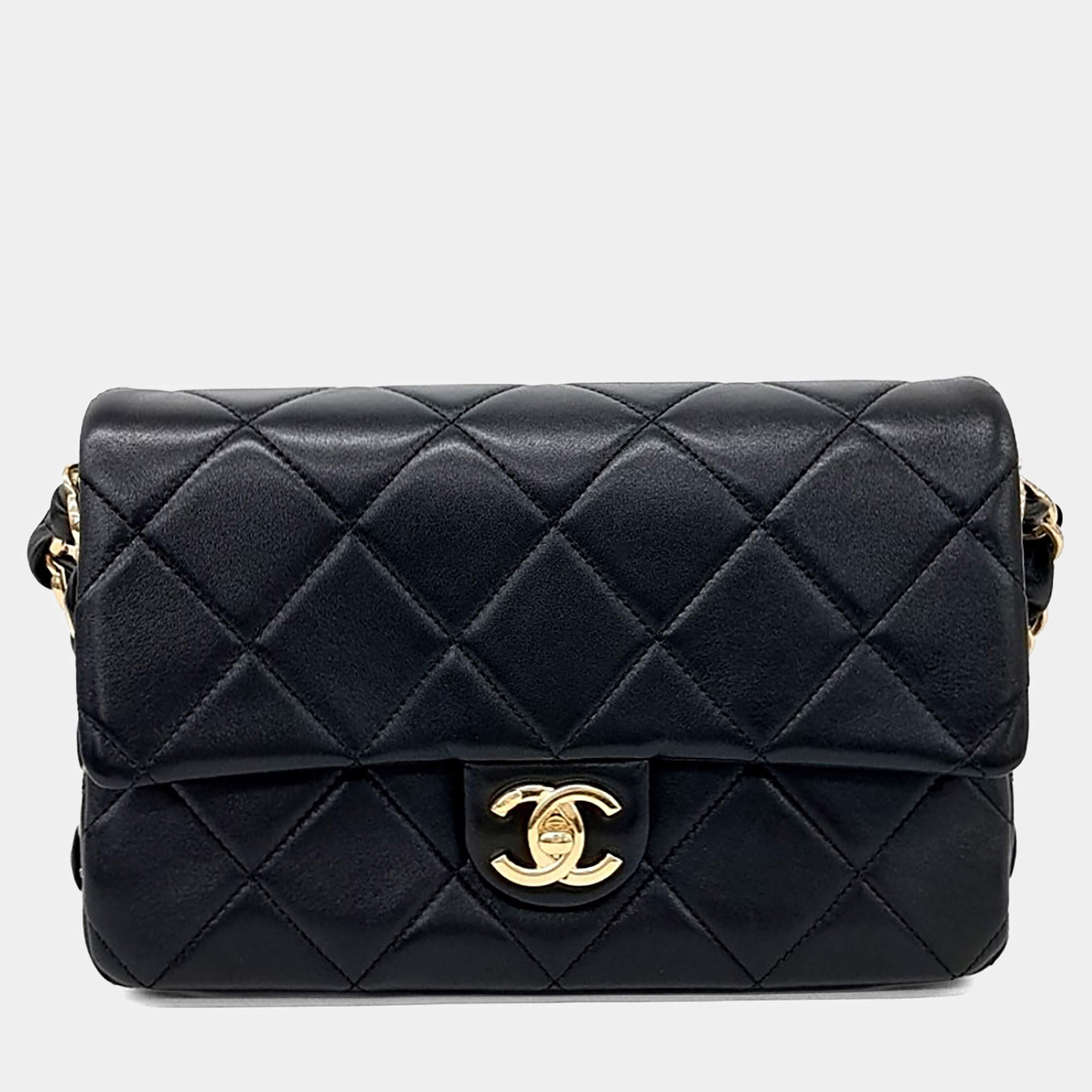 Pre Owned Chanel Black Leather Flap Chain Shoulder Bag