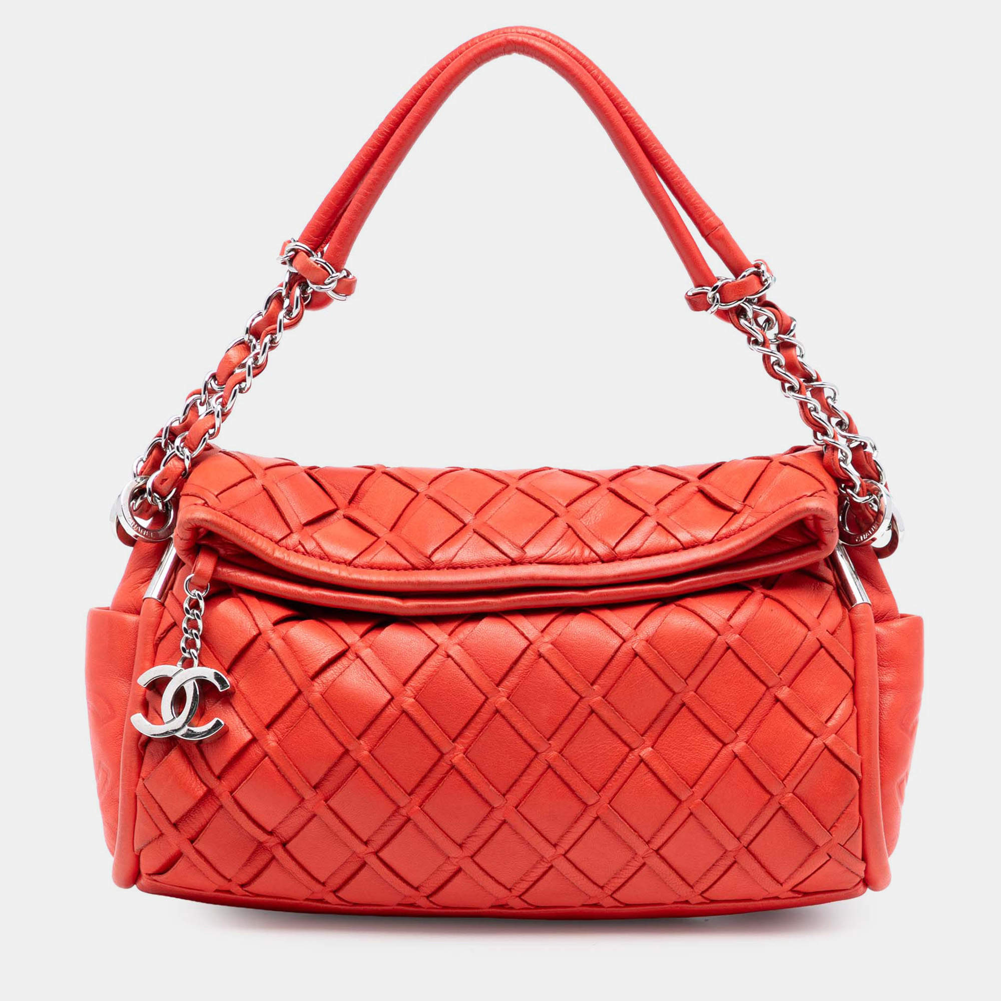 مملوكة مسبقًا Chanel Orange Medium Lambskin Sombrero Ultimate Soft Hobo Bag