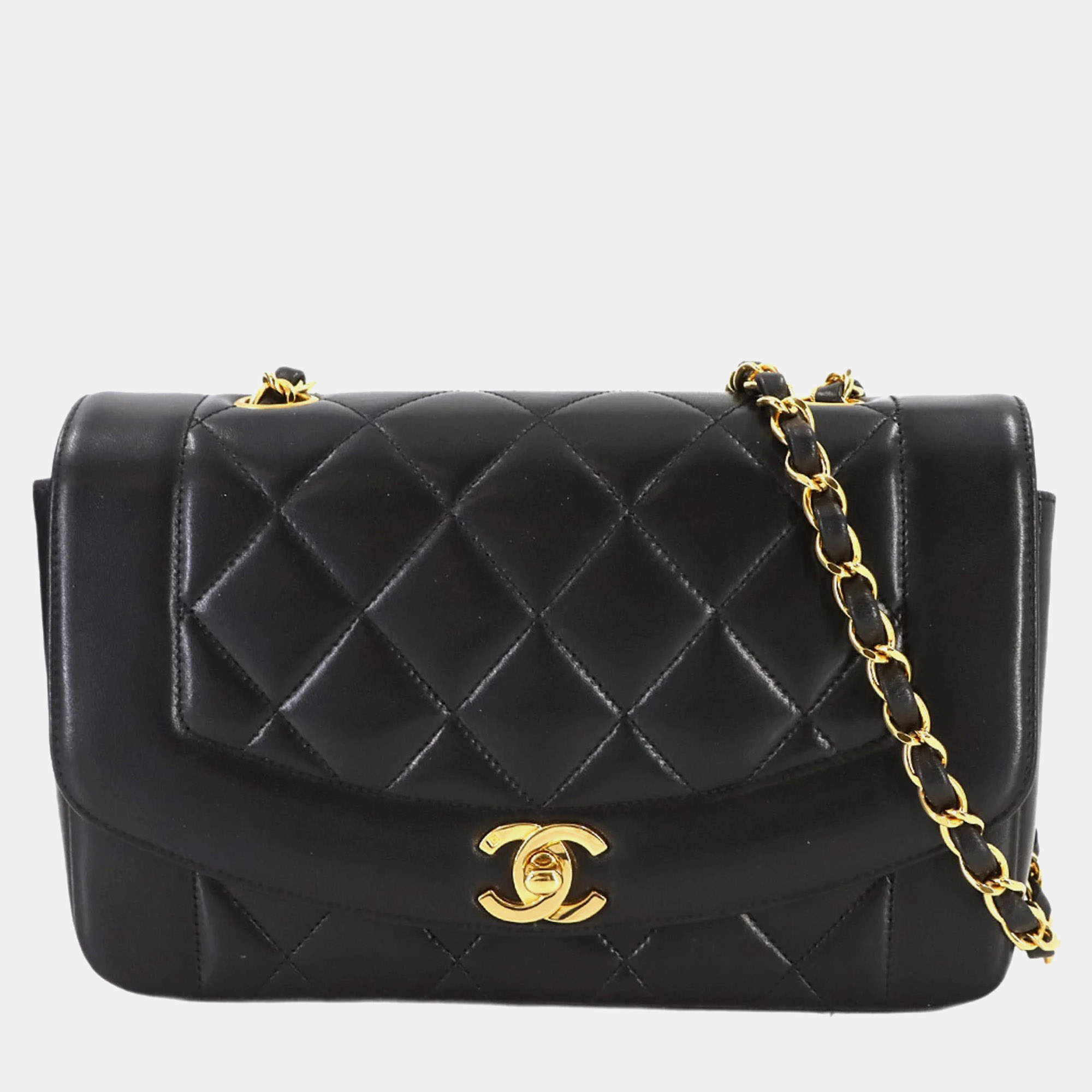 مملوكة مسبقًا حقيبة شانيل ديانا ماتلاس 22 كتف بسلسلة جلد الخروف الأسود