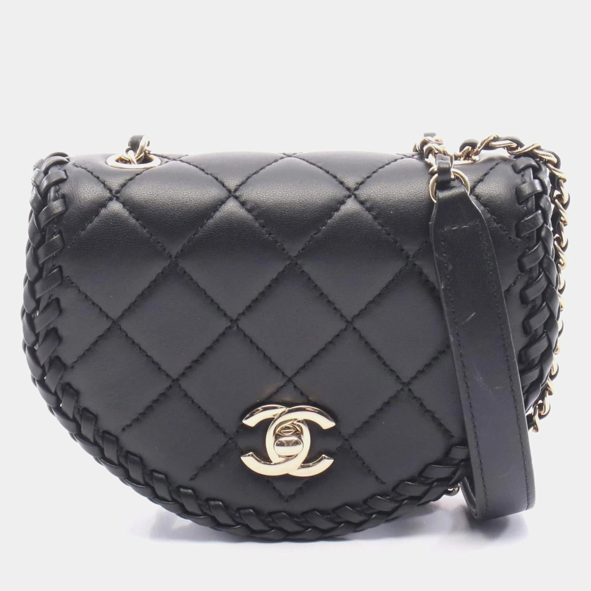 مملوكة مسبقًا Chanel Matelasse Mini Shoulder Bag Leather Black