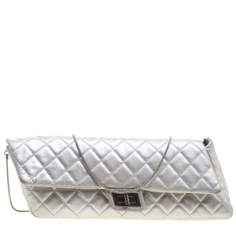 Pre Owned Chanel Silver Quilted Leather Reissue Chain Cluth
