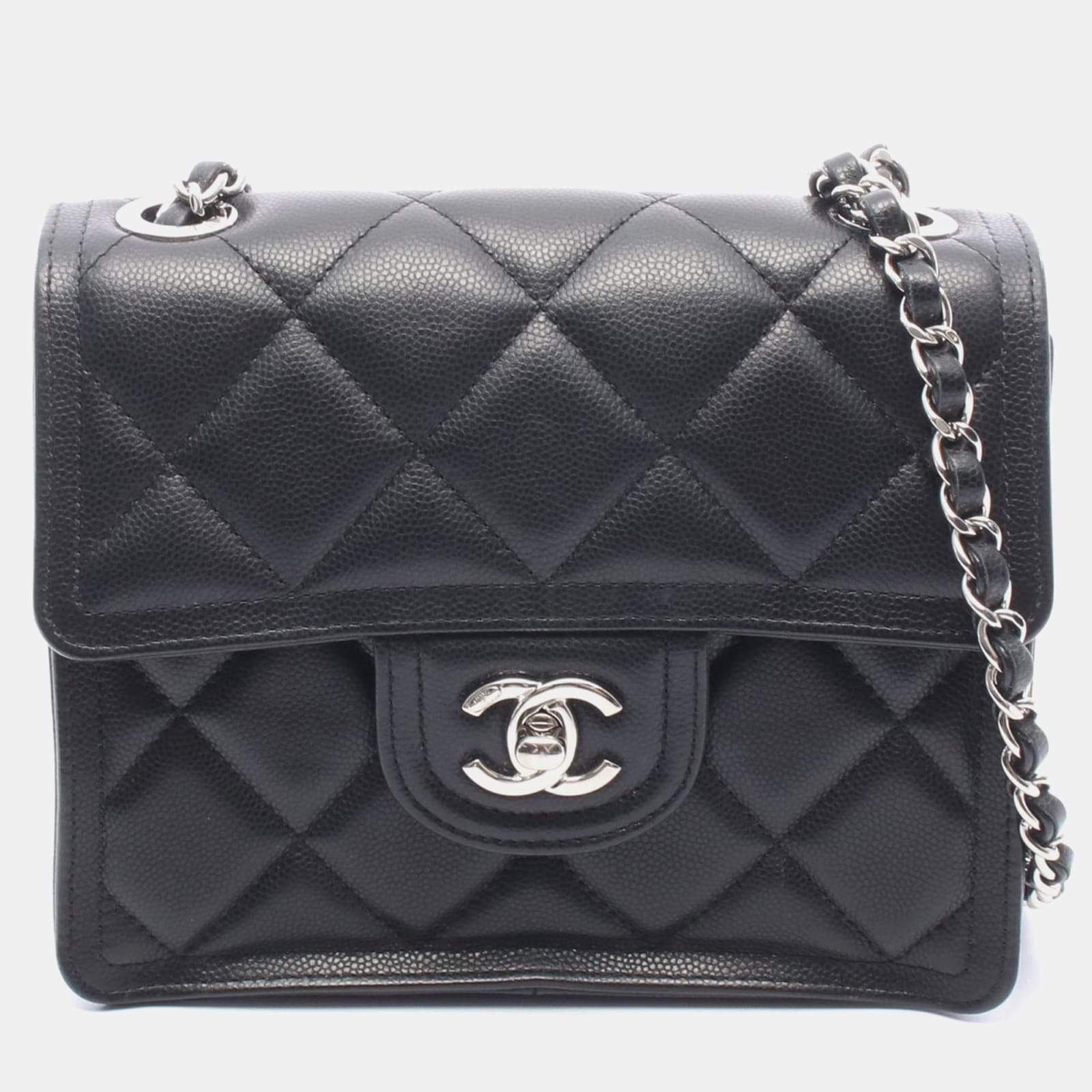 مملوكة مسبقًا Chanel Black Quilted Leather Caviar Flap Bag