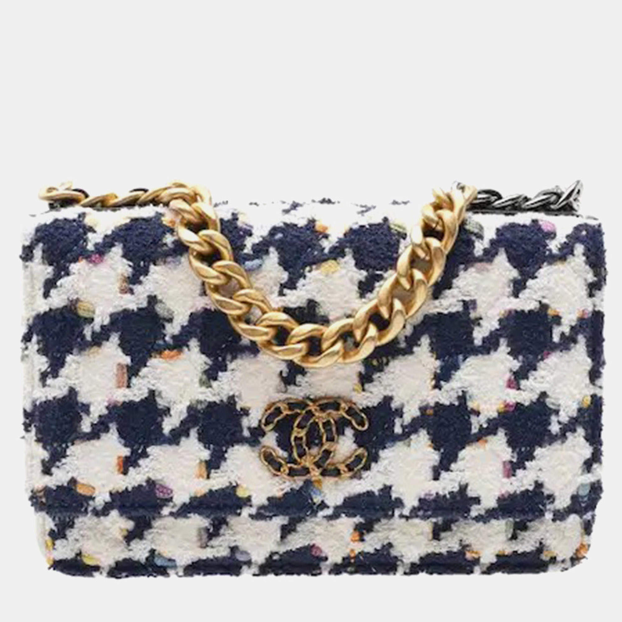 Pre Owned Chanel 19 Wallet On Chain Navy Blue/White Tweed Bag