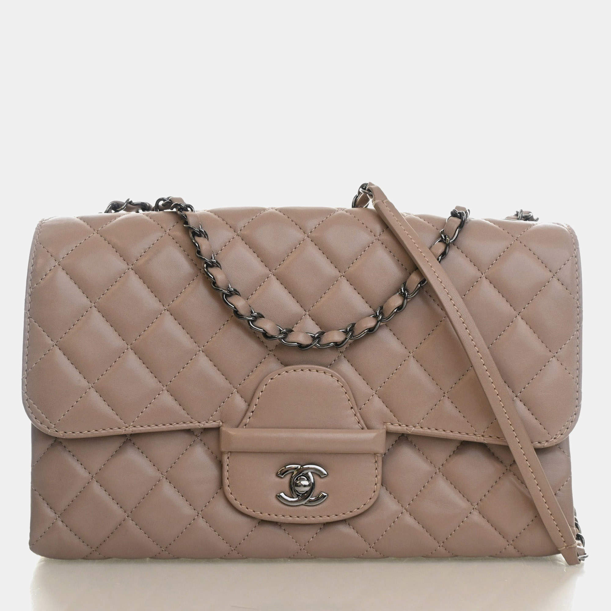 Pre Owned Chanel Classic Jumbo Beige Lambskin Leather Single Flap Bag