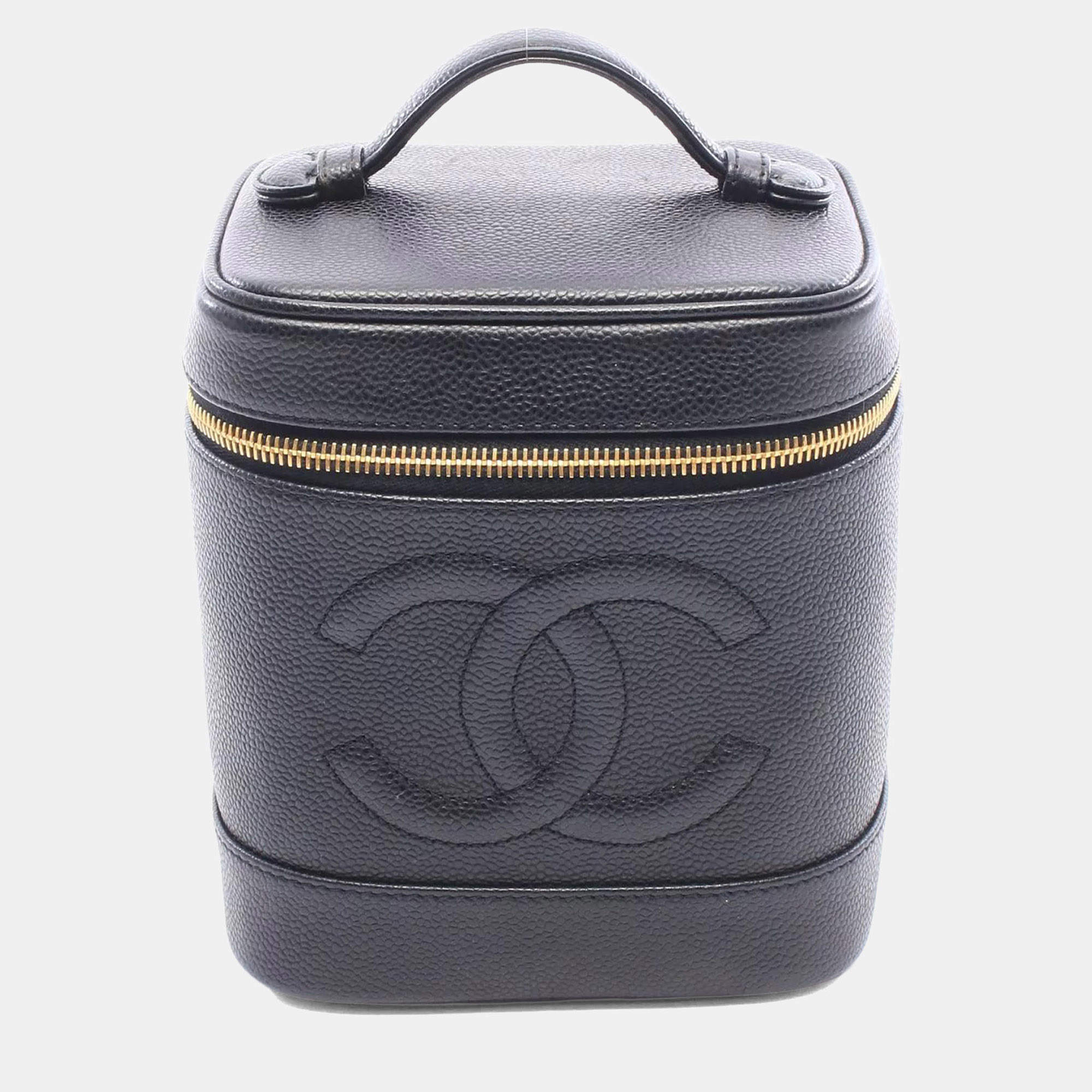 مملوكة مسبقًا Chanel Black Leather Handbag