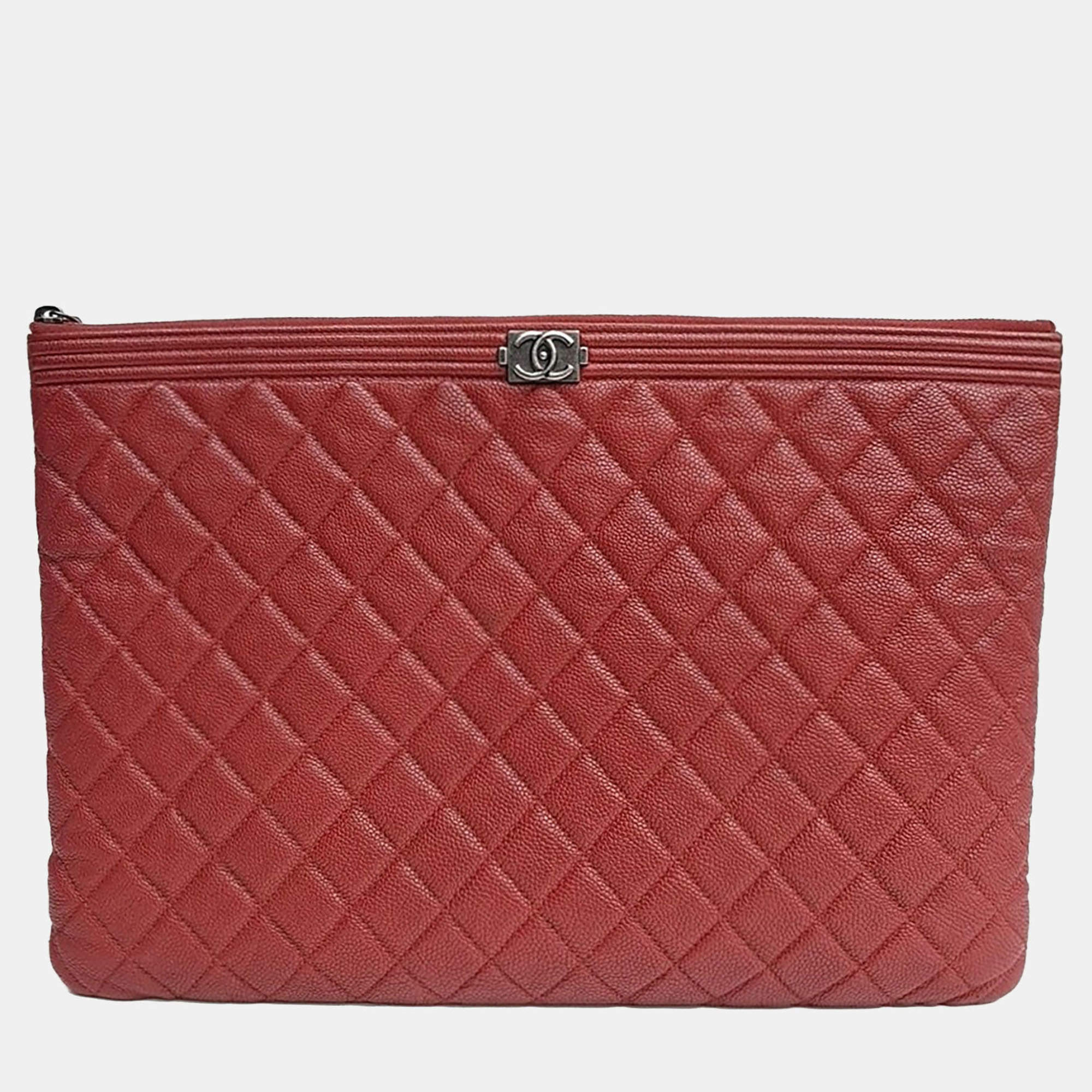 Pre Owned Chanel Red Leather Caviar Boy Clutch Large