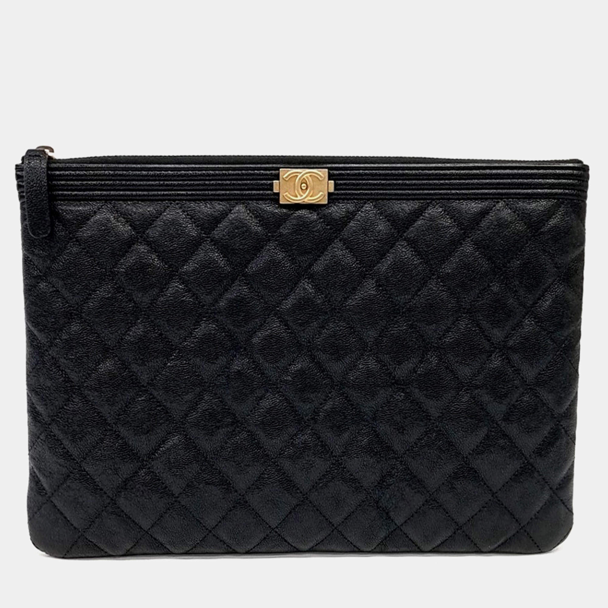 Pre Owned Chanel Black Leather Caviar Boy Clutch New Medium