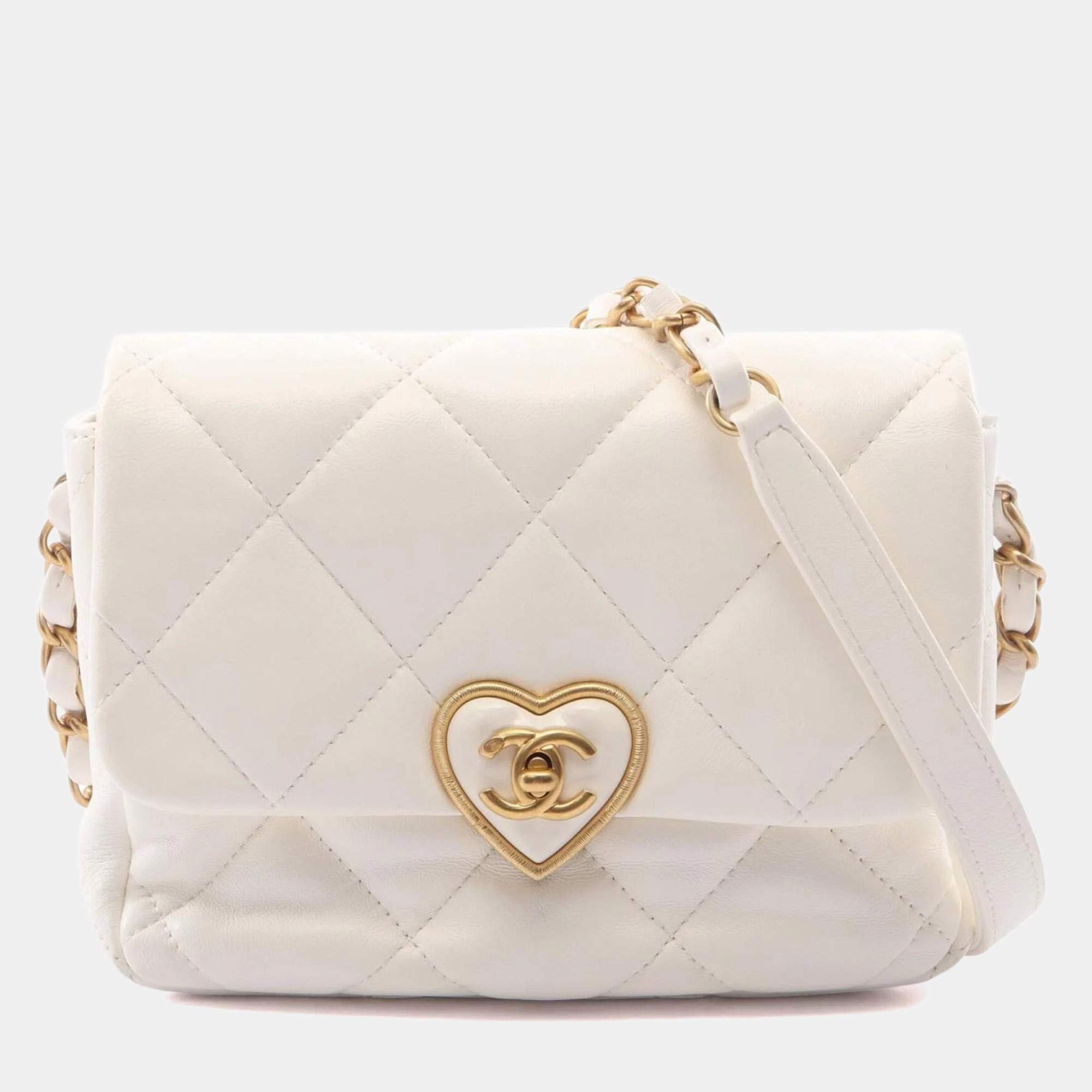 Pre Owned Chanel Matelasse Heart Lock Small White Lambskin Shoulder Bag
