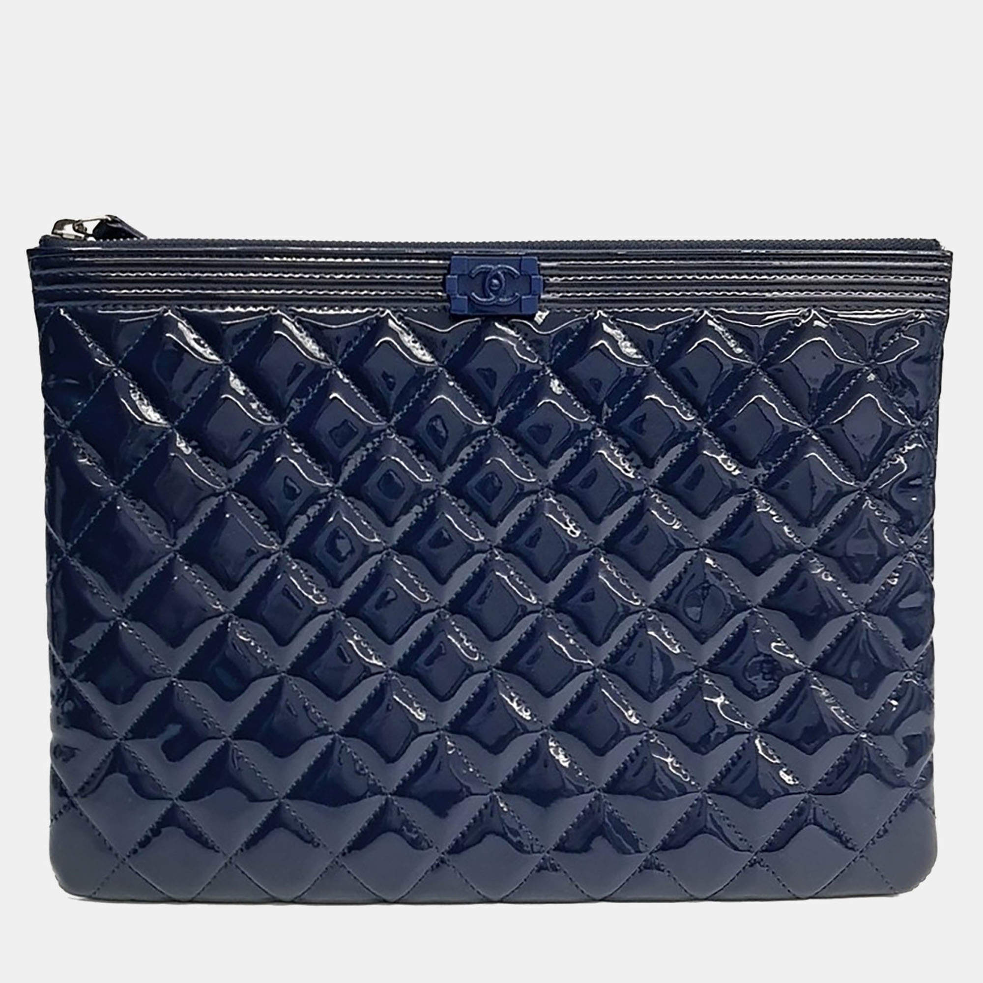 Pre Owned Chanel Boy New Medium Navy Blue Patent Leather Clutch Bag