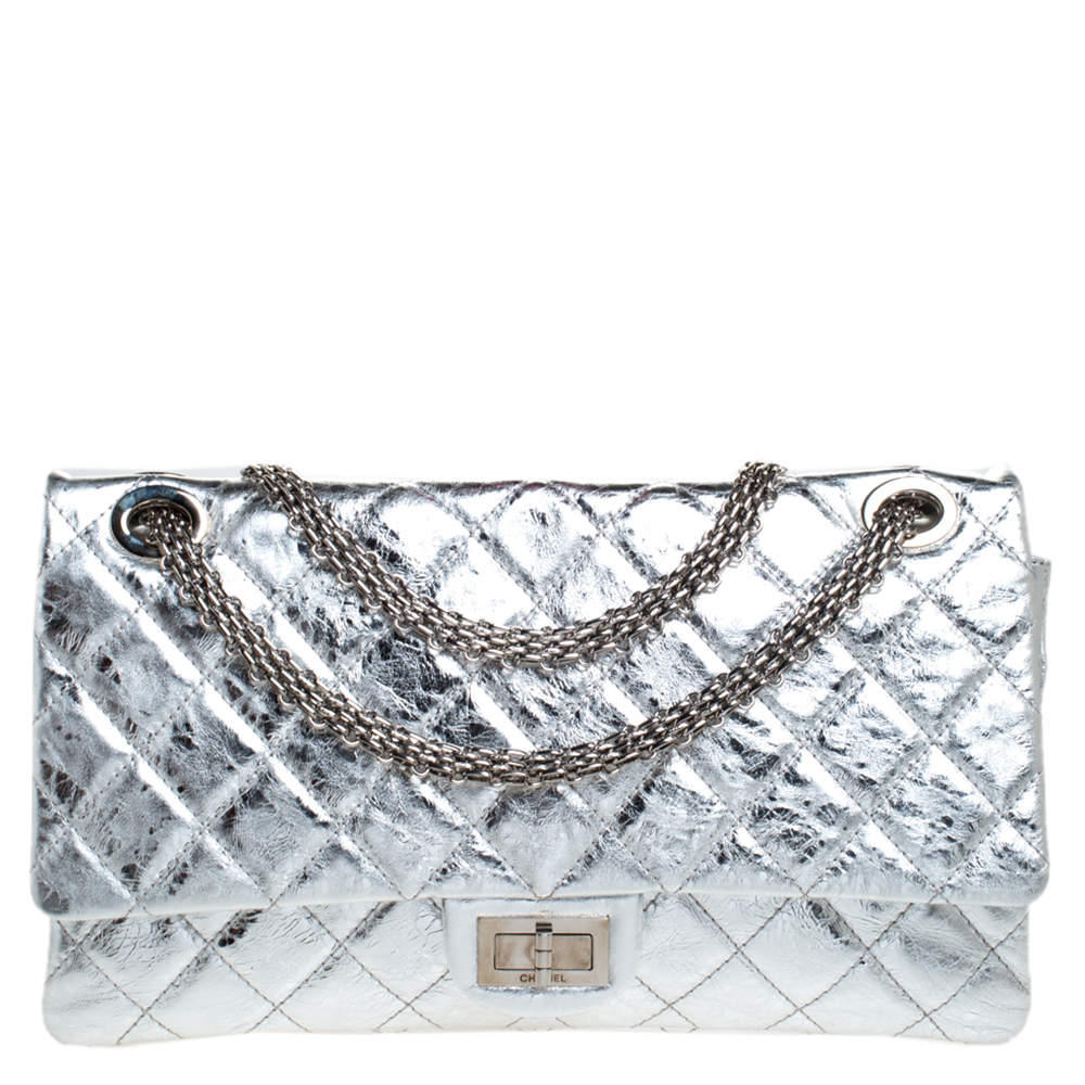 مملوكة مسبقًا Chanel Metallic Silver Quilted Leather Reissue 2.55 Classic 228 Flap Bag