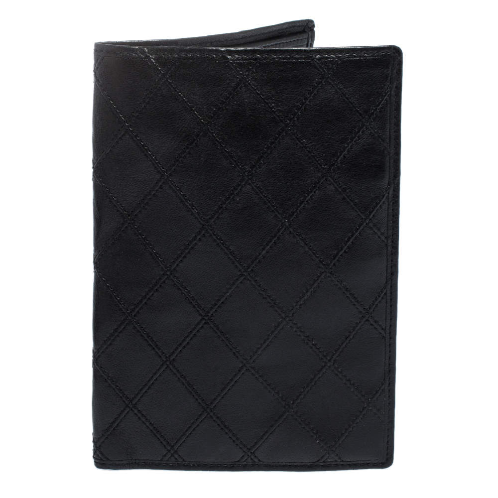Chanel Black Quilted Leather Vintage Bifold Wallet