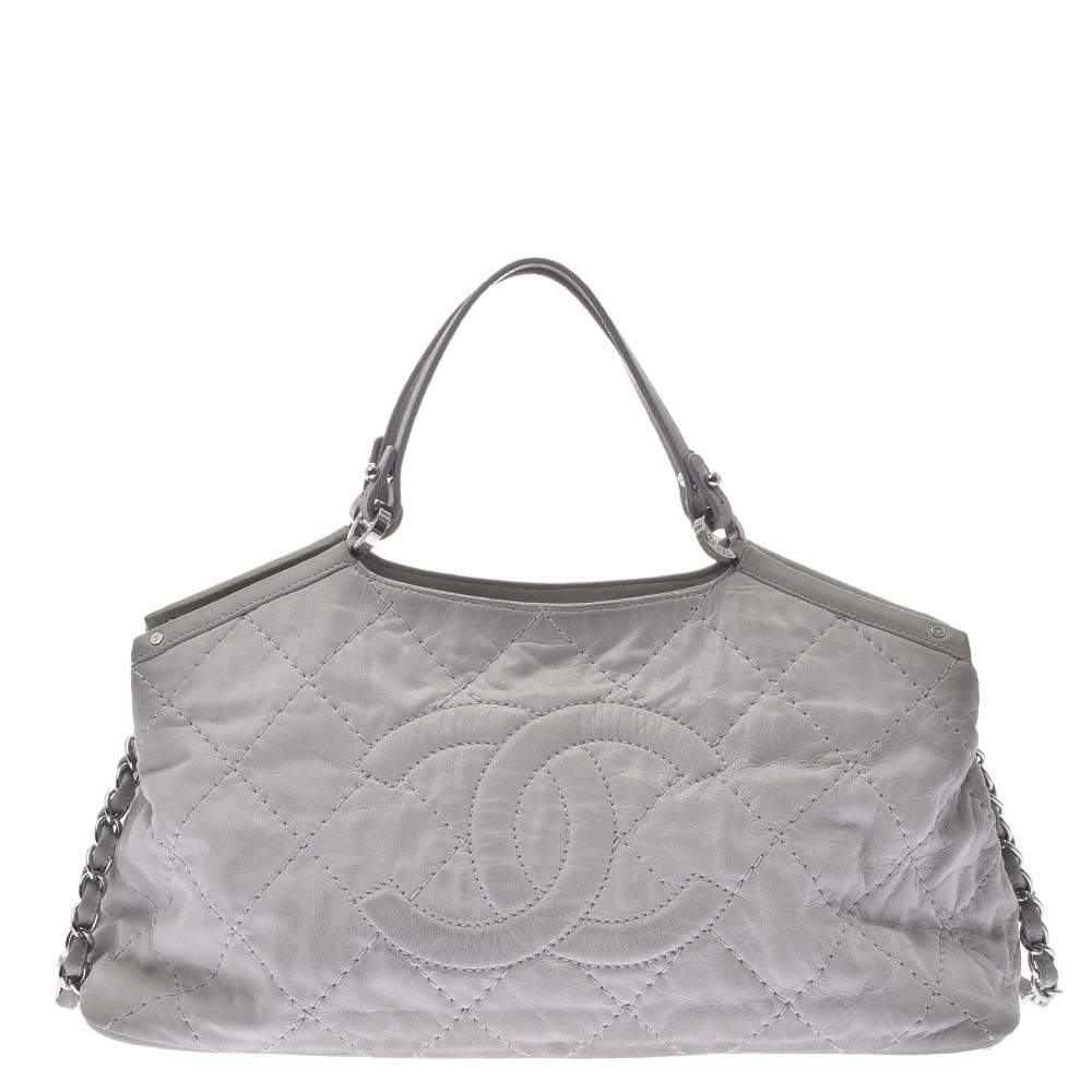 Pre Owned حقيبة شانيل سي هيت اريدسنت جلد رمادية