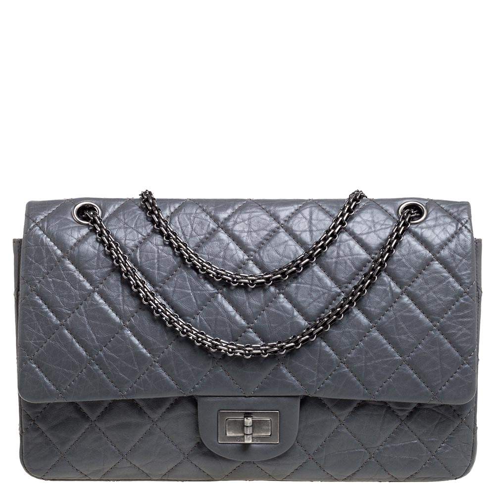مملوكة مسبقًا Chanel Grey Quilted Aged Leather Reissue 2.55 Classic 227 Flap Bag