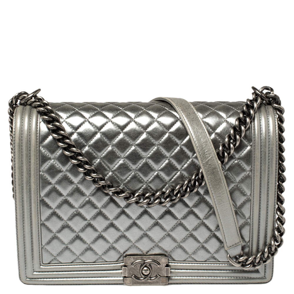 Pre Owned Chanel Silver Quilted Leather Large Boy Flap Bag